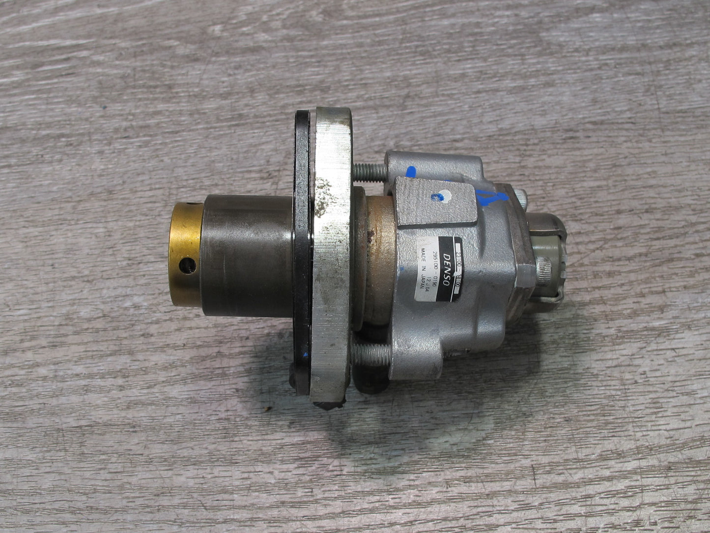 07-17 Lexus UVF46L LS460 LS600h High Pressure Fuel Pump 23100-38100 OEM