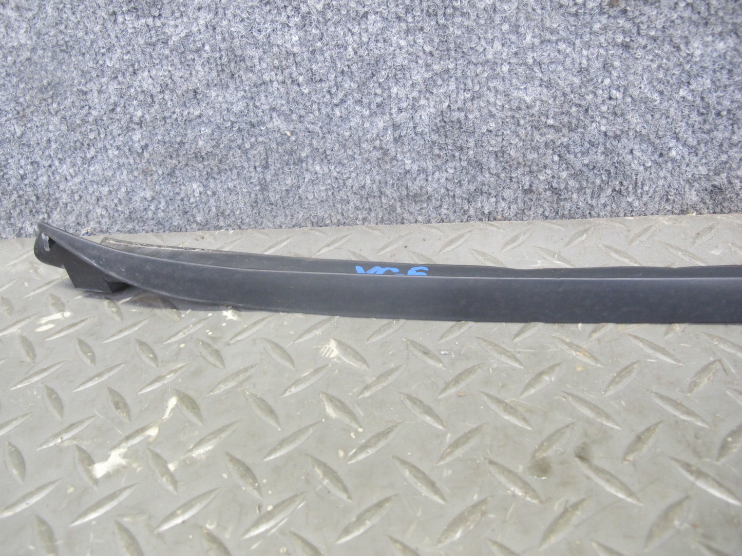 06-09 VW MK5 R32 GTI Rabbit Set of 2 Windshield Exterior Pillar Trim Molding OEM