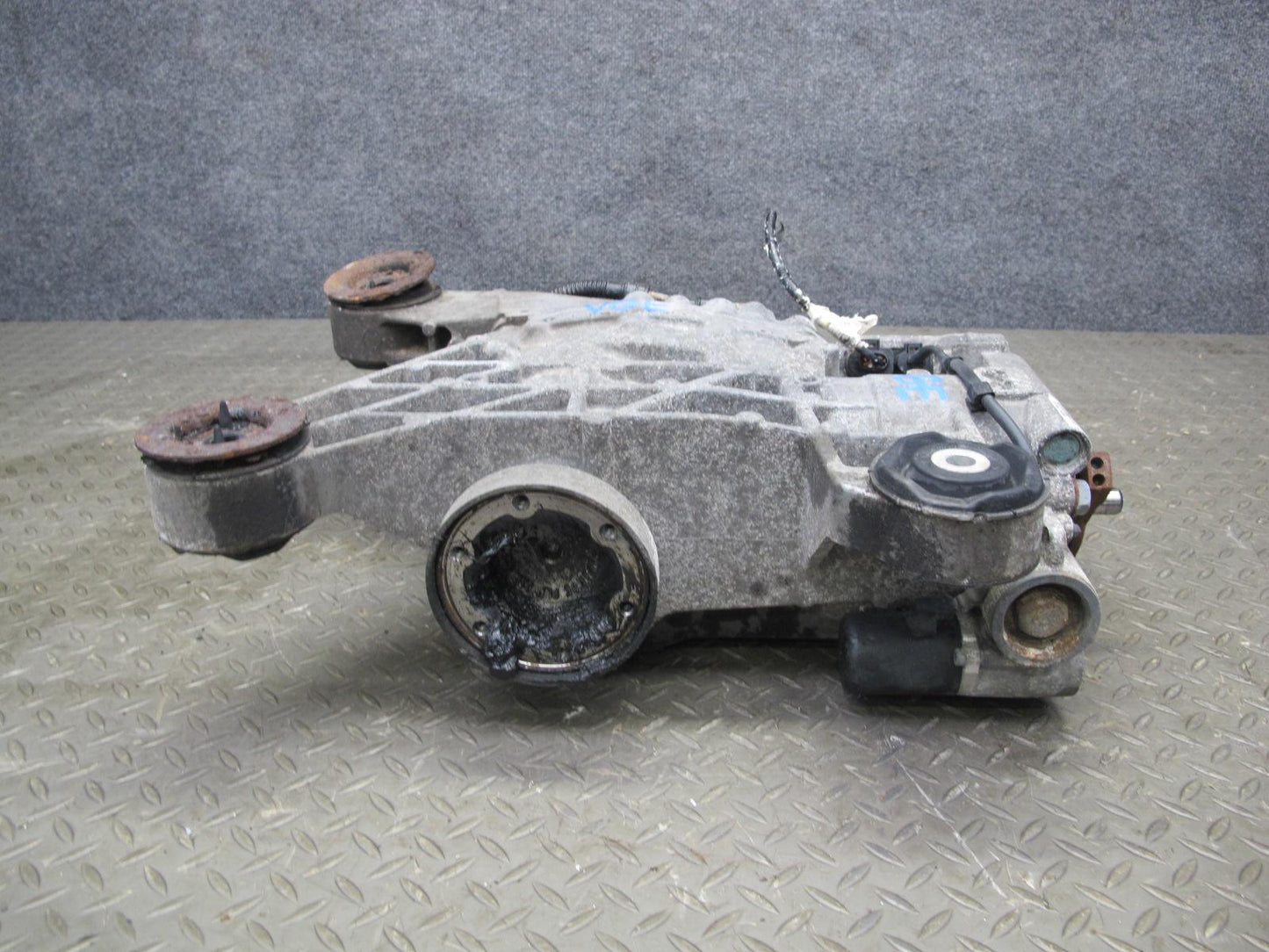 2008 VW Golf R32 MK5 VR6 AWD Haldex Rear Differential Carrier 105K Miles OEM