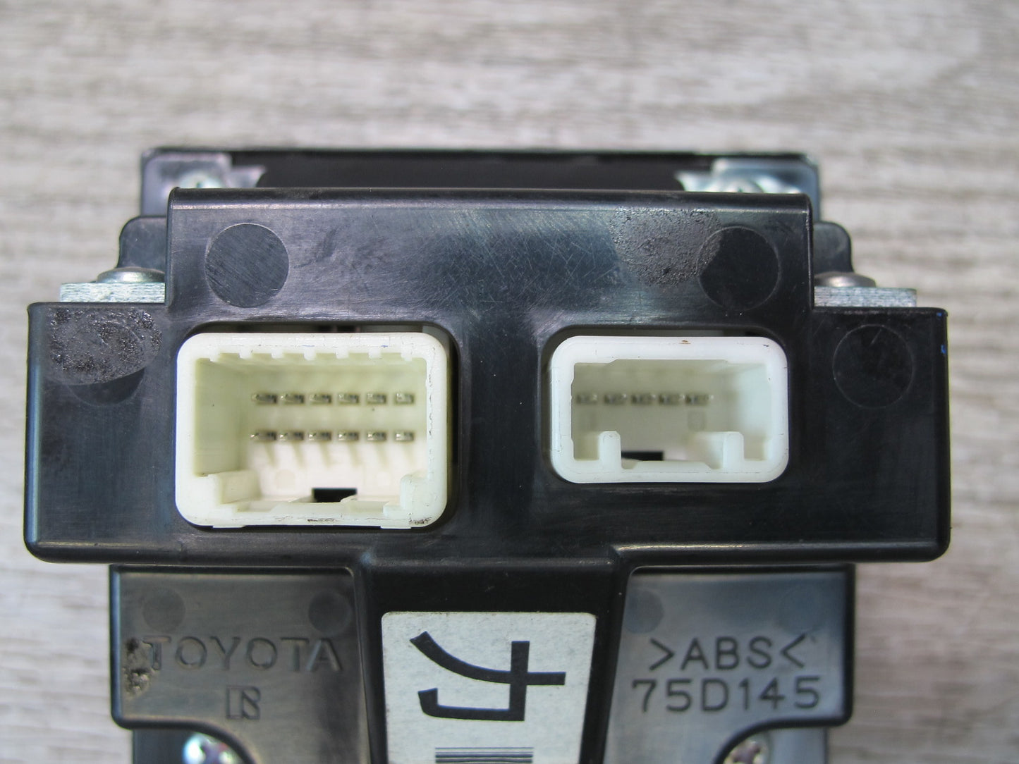 08-11 Lexus LS600h Power Hybrid Snow Traction Suspension Control Switch OEM