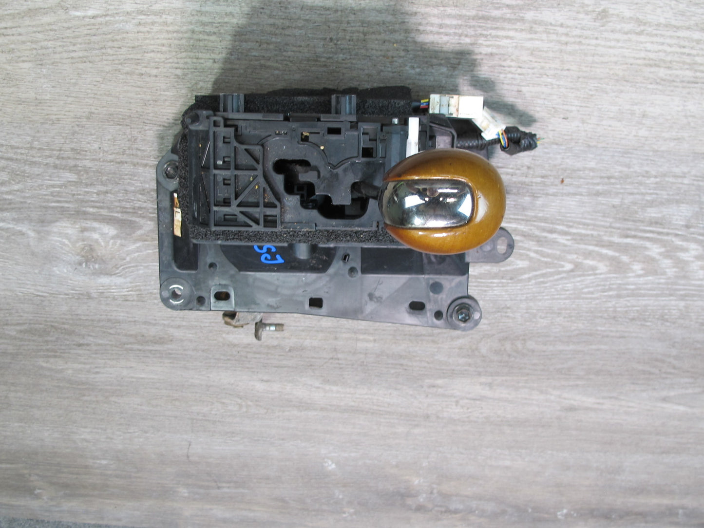 08-09 Lexus UVF46 LS600h A/T Automatic Transmission Gear Shifter w Knob OEM