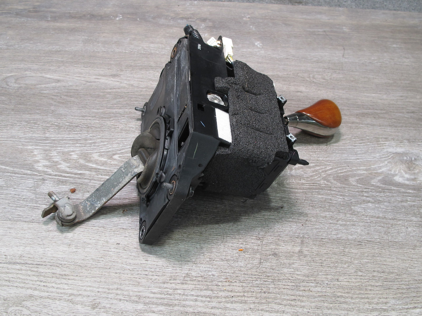 08-09 Lexus UVF46 LS600h A/T Automatic Transmission Gear Shifter w Knob OEM