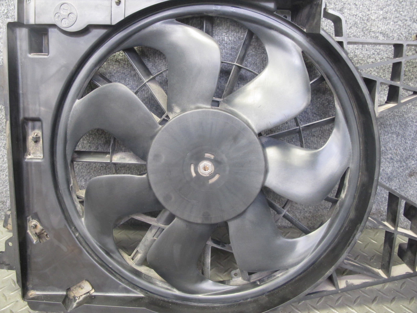 05-13 Chevrolet Corvette C6 Engine Cooling Fan Motor Shroud OEM