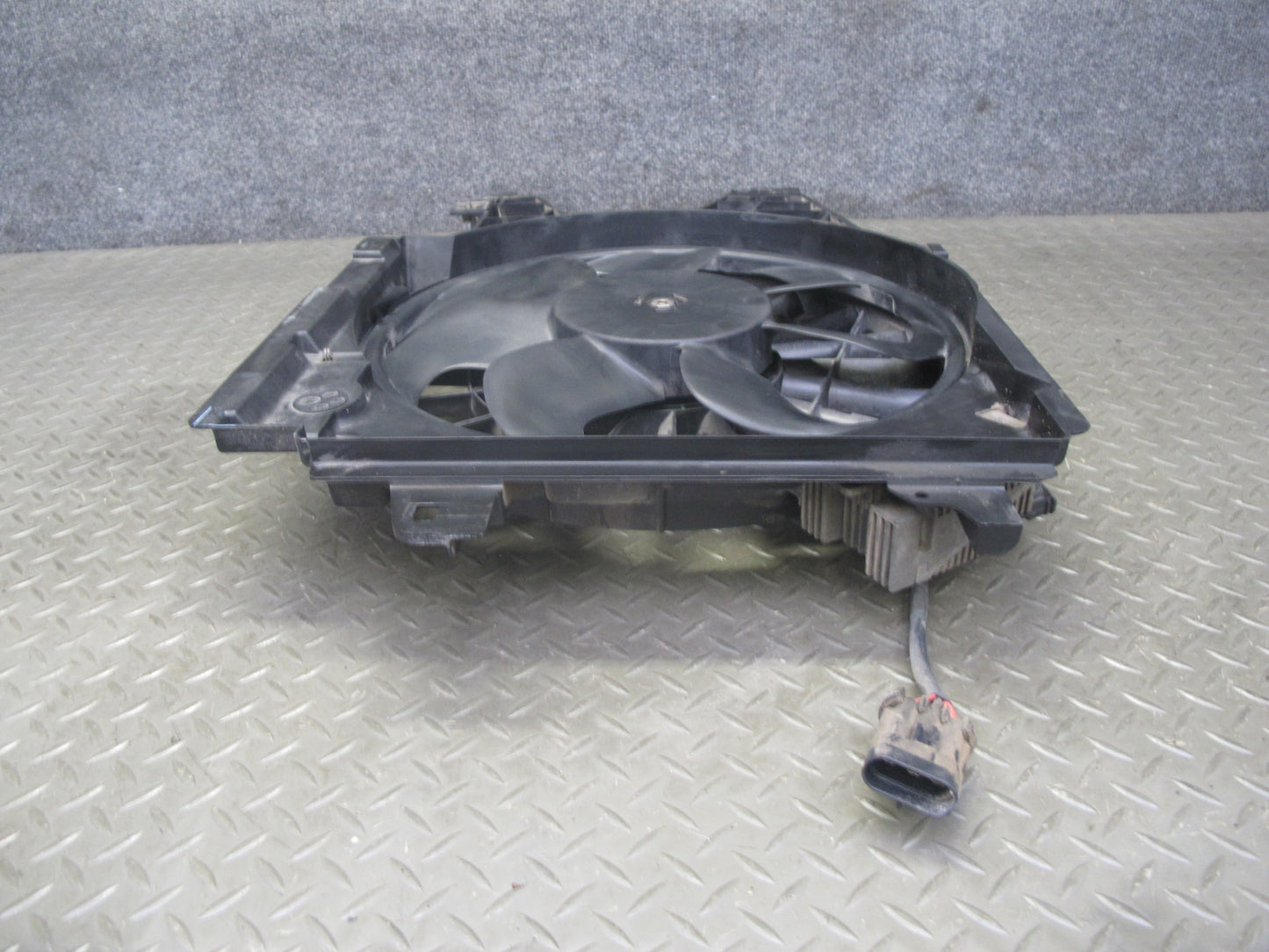 05-13 Chevrolet Corvette C6 Engine Cooling Fan Motor Shroud OEM