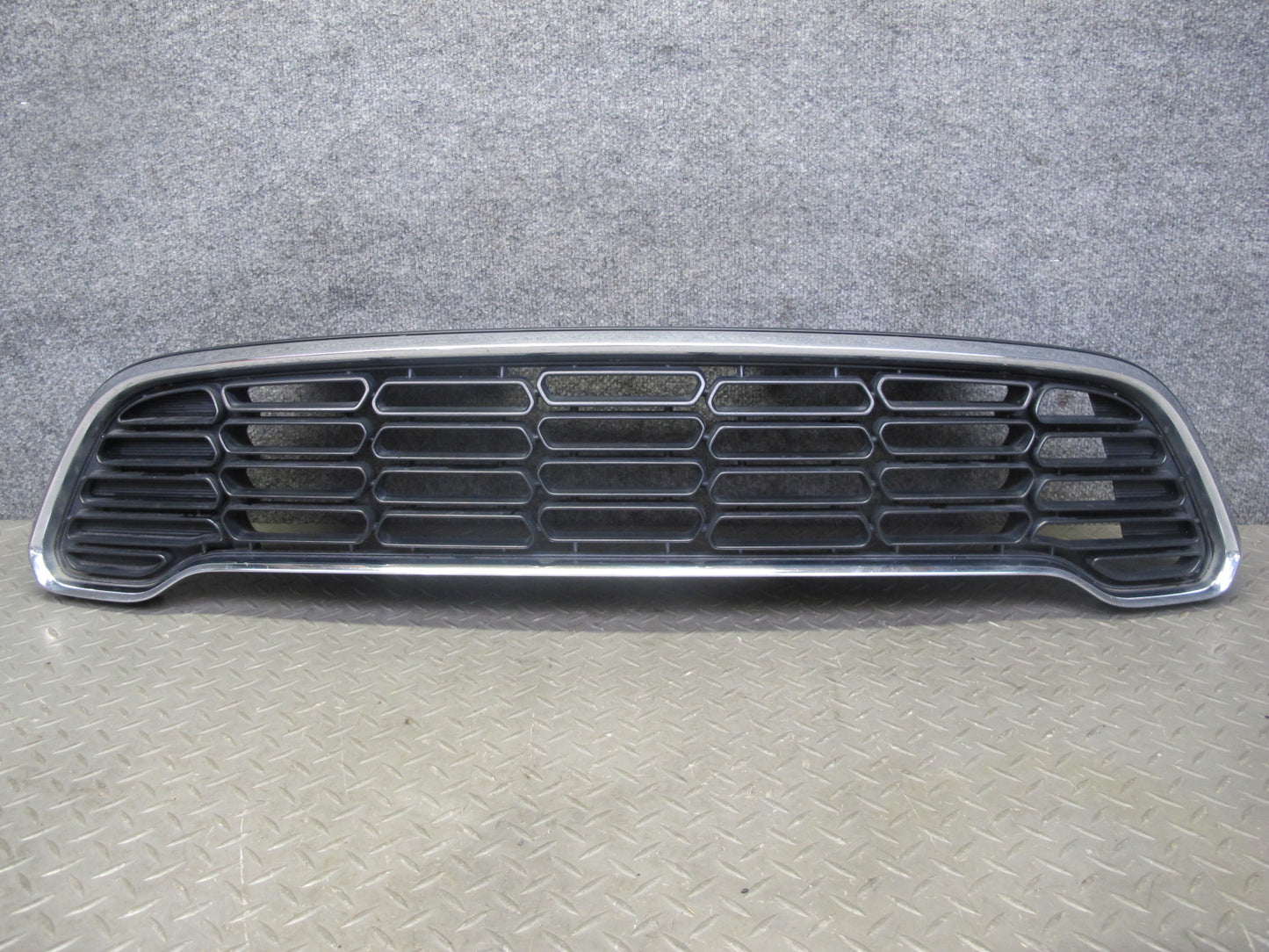 11-13 Mini Cooper S R60 Countryman Front Bumper Upper Grille OEM