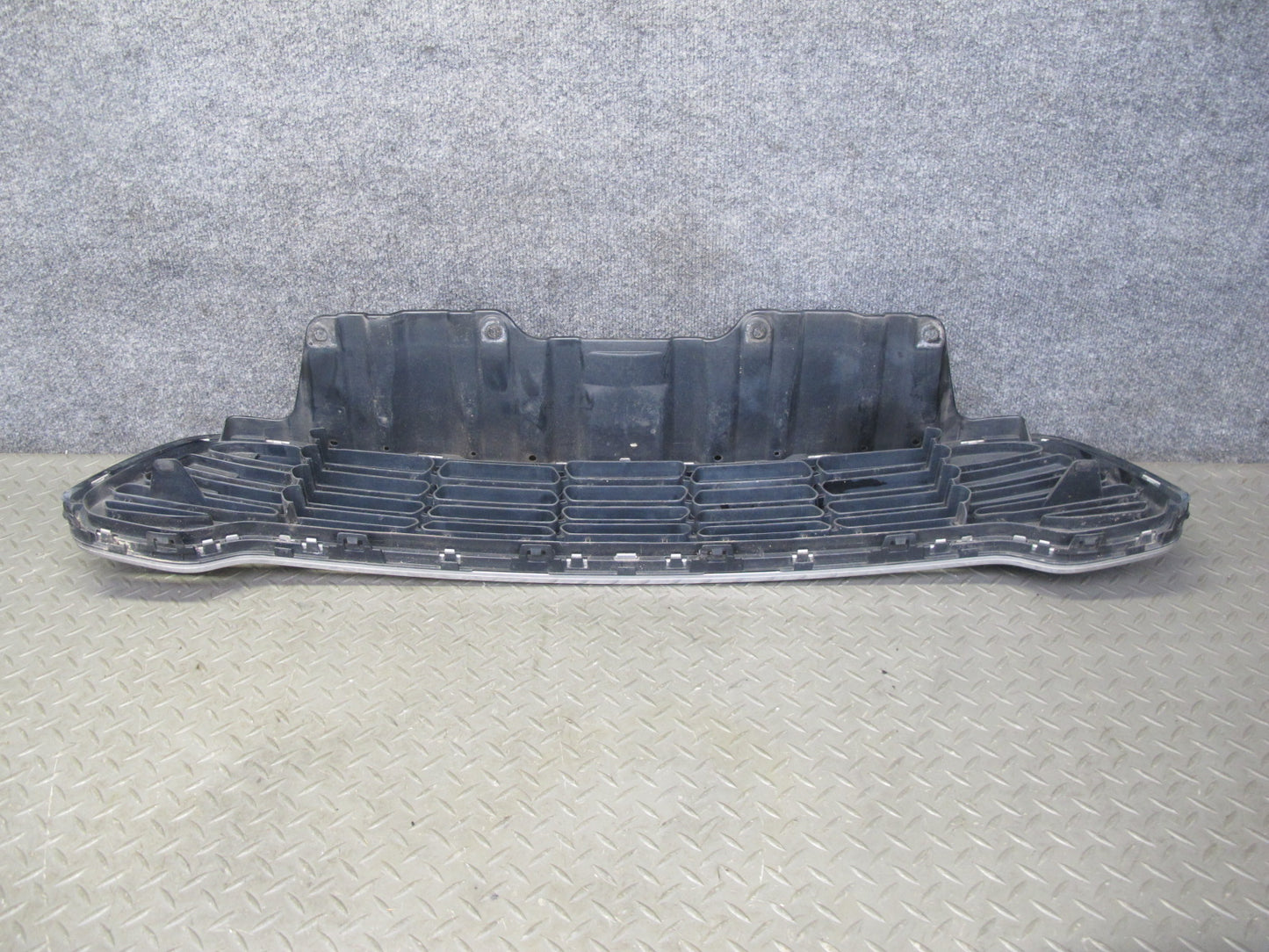 11-13 Mini Cooper S R60 Countryman Front Bumper Upper Grille OEM