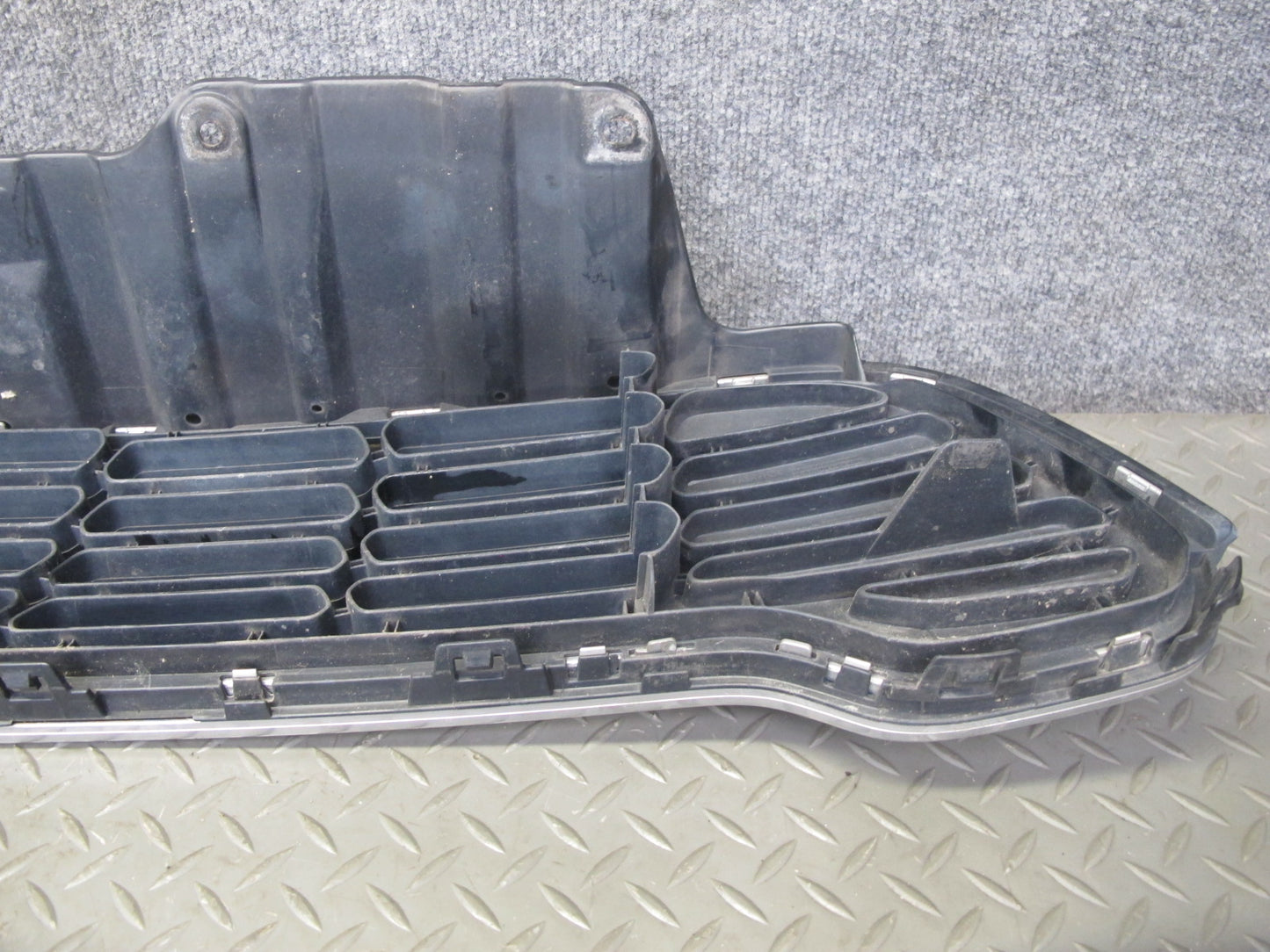 11-13 Mini Cooper S R60 Countryman Front Bumper Upper Grille OEM