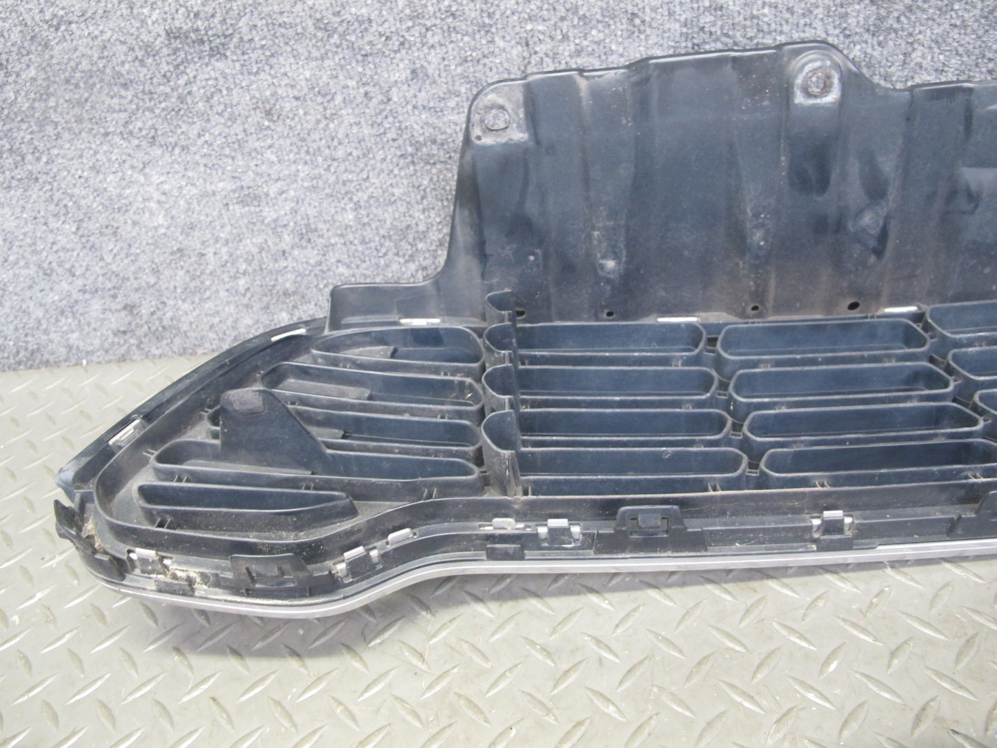 11-13 Mini Cooper S R60 Countryman Front Bumper Upper Grille OEM