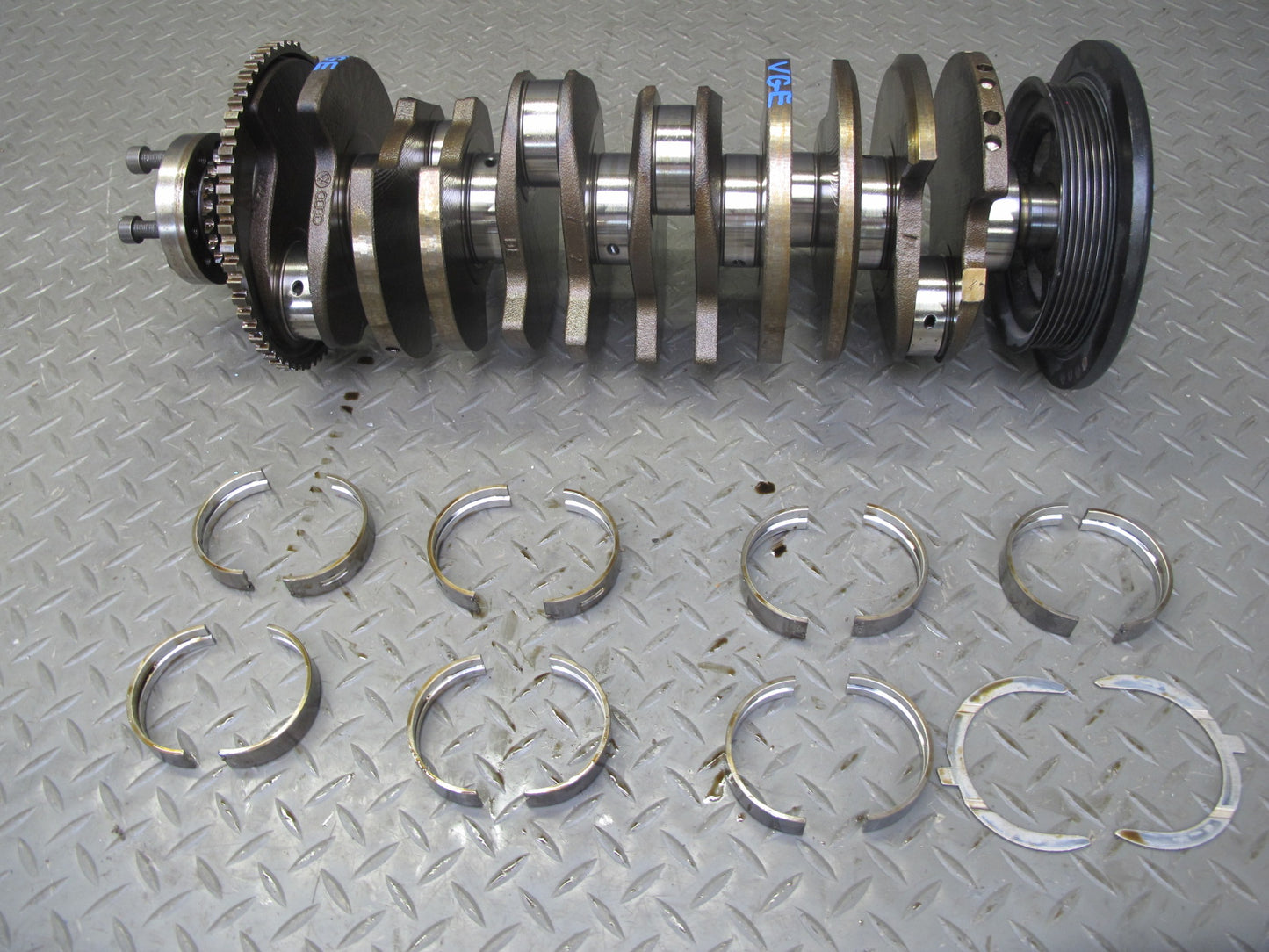 2008 VW Golf R32 VR6 Cbra 3.2L Engine Crankshaft w Bearings & Pulley 105K OEM