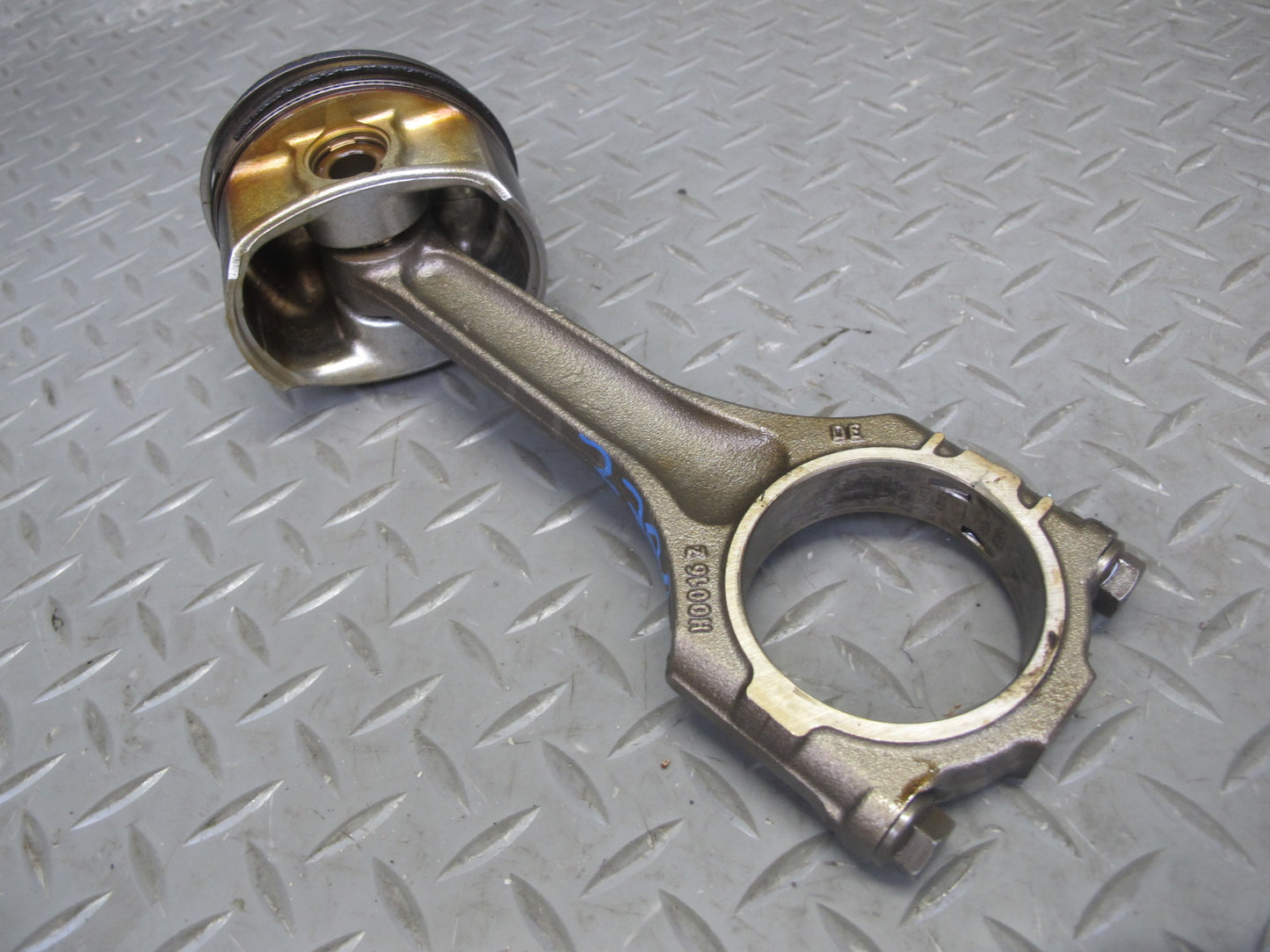 2008 VW Golf R32 MK5 VR6 3.2L Set of 6 Engine Piston Connecting Rod OEM