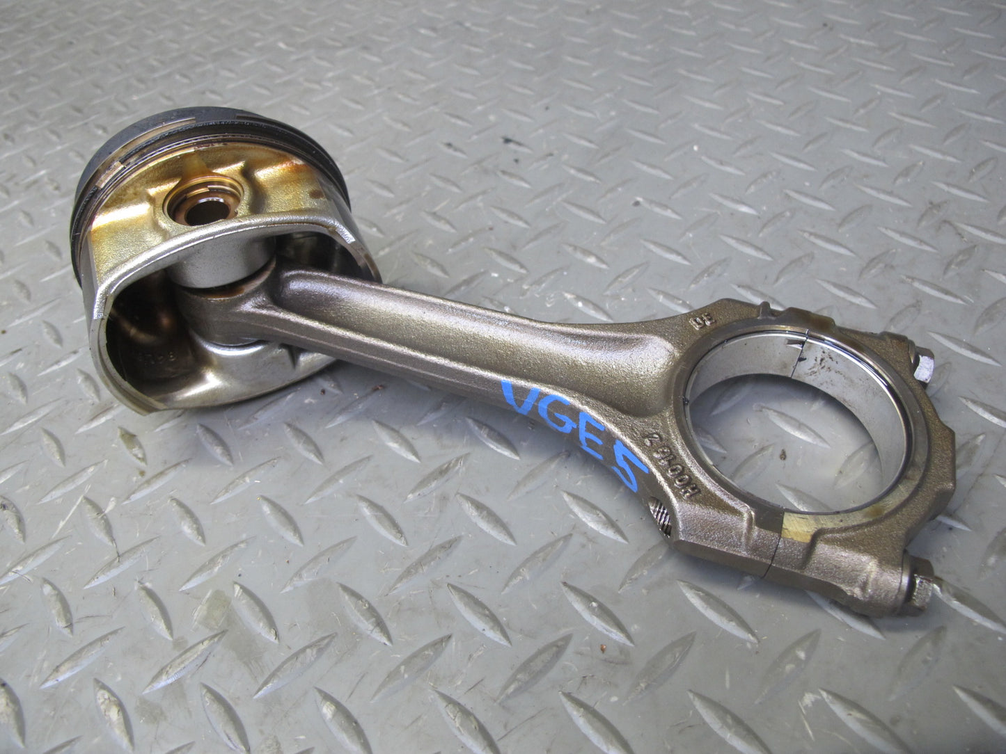 2008 VW Golf R32 MK5 VR6 3.2L Set of 6 Engine Piston Connecting Rod OEM