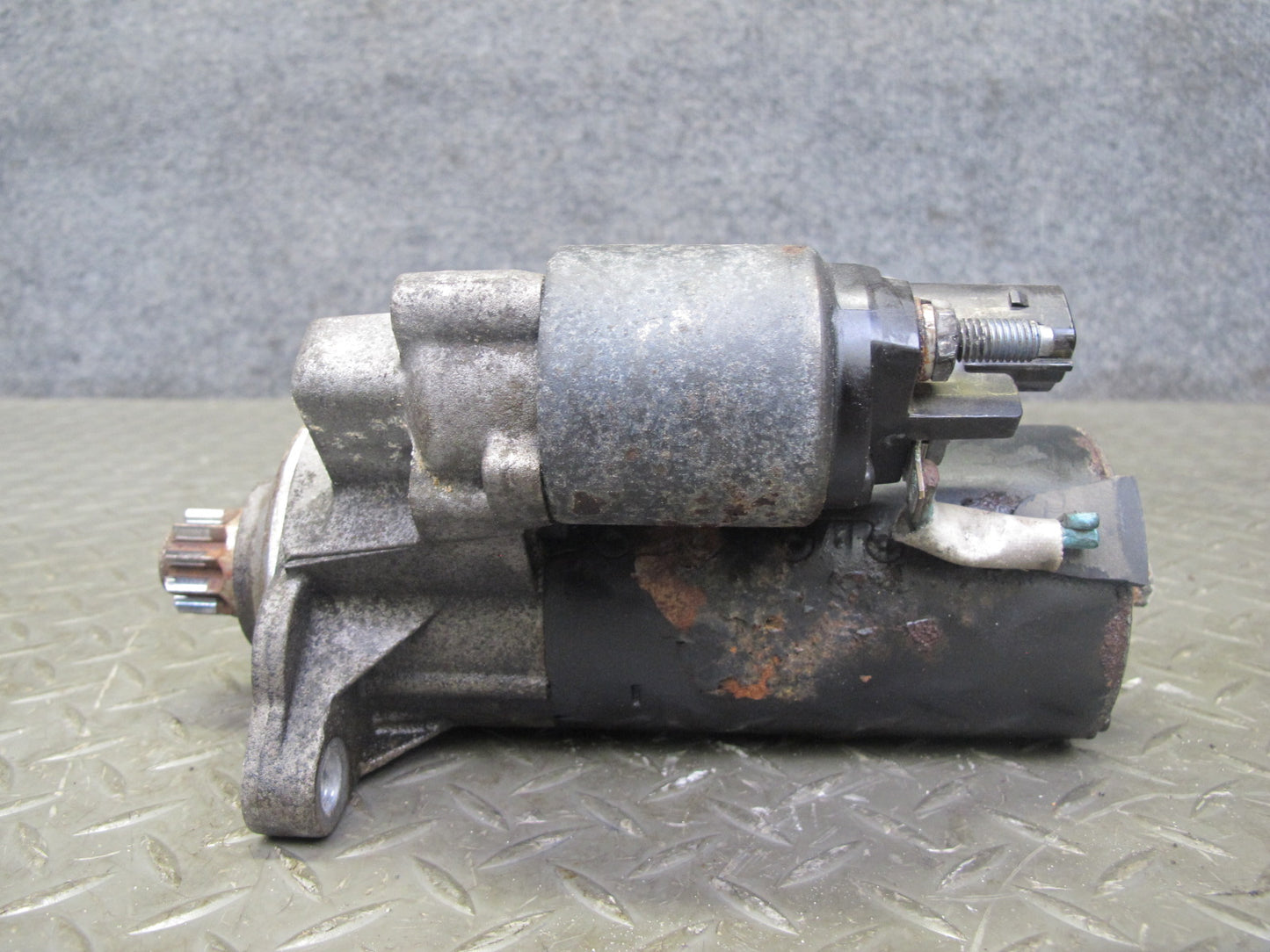 2008 Volkswagen VW Golf R32 MK5 Engine Motor Starter OEM