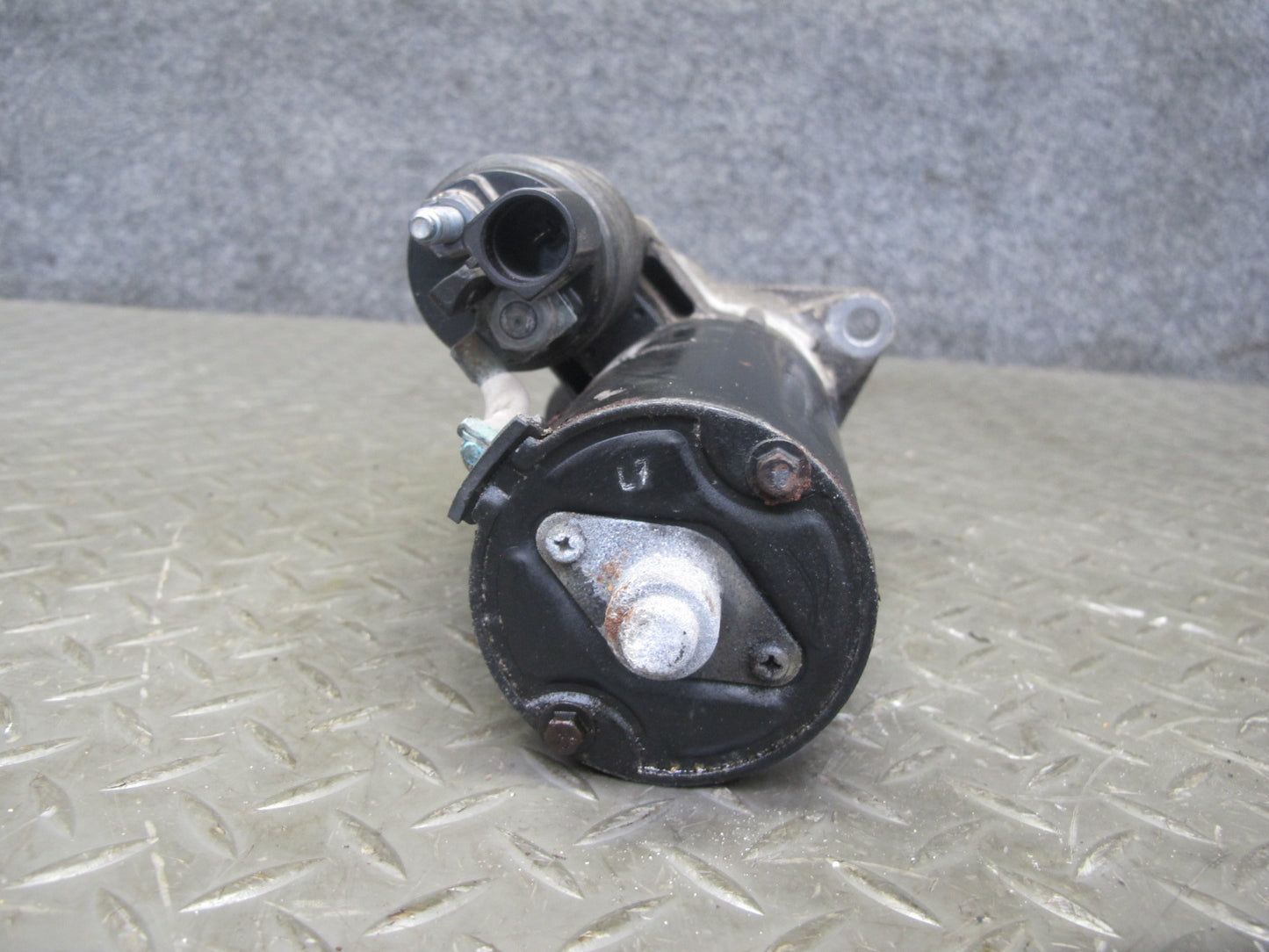 2008 Volkswagen VW Golf R32 MK5 Engine Motor Starter OEM