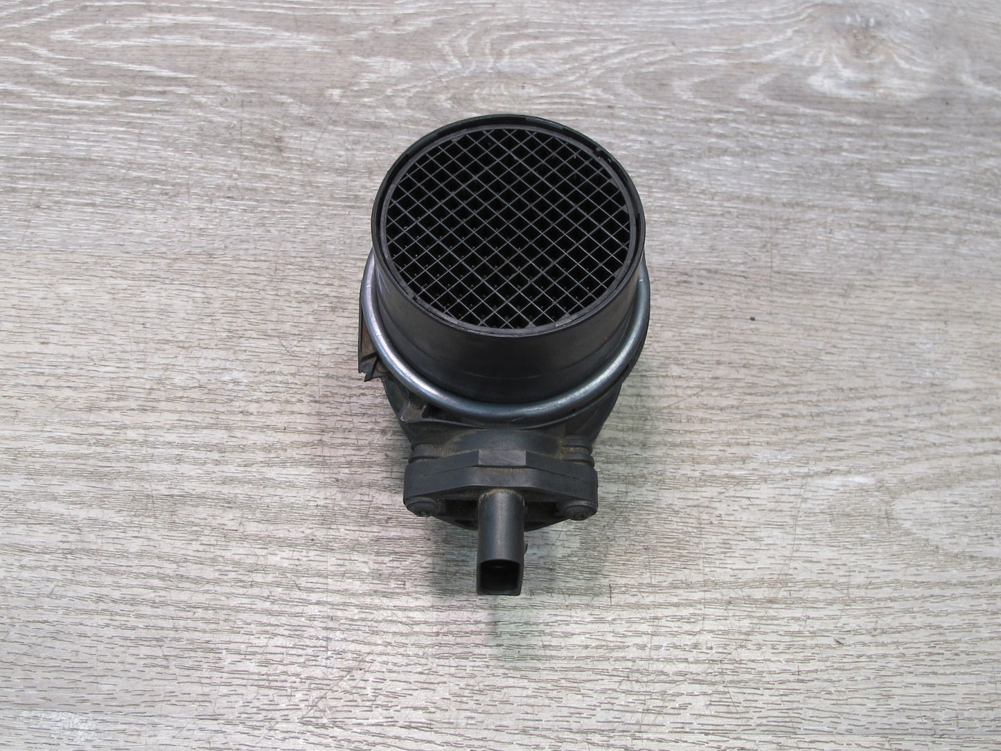 2003-2006 Porsche Cayenne 955 Turbo Mass Air Flow Meter MAF Sensor 07C906461