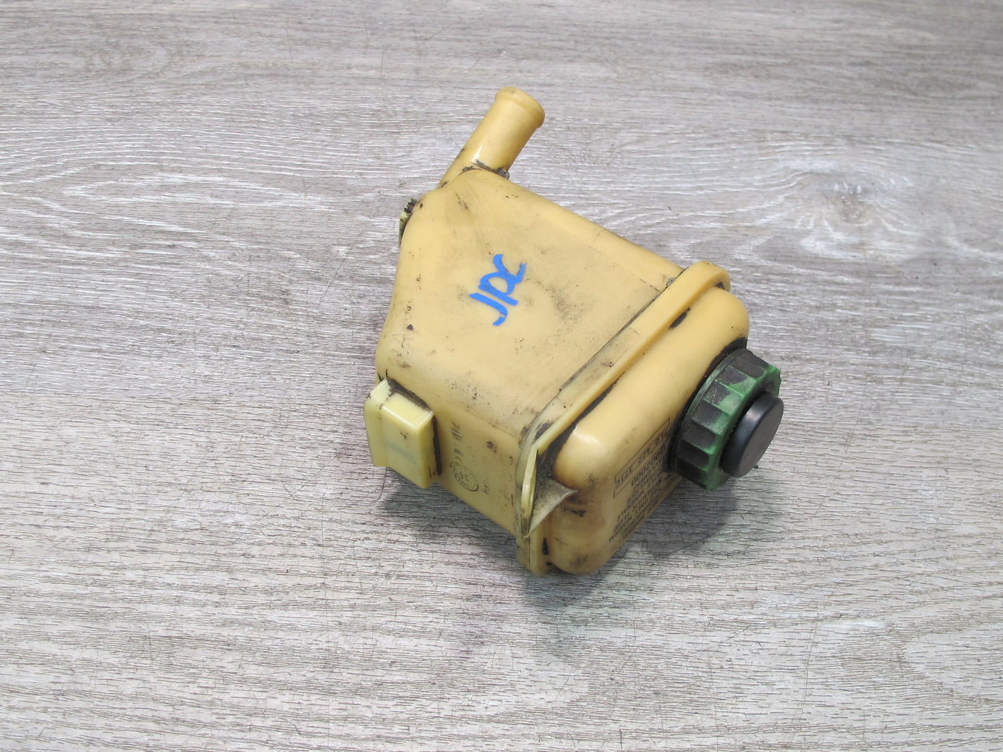 2003-2010 Porsche Cayenne 955 Power Steering Fluid Reservoir Bottle Tank