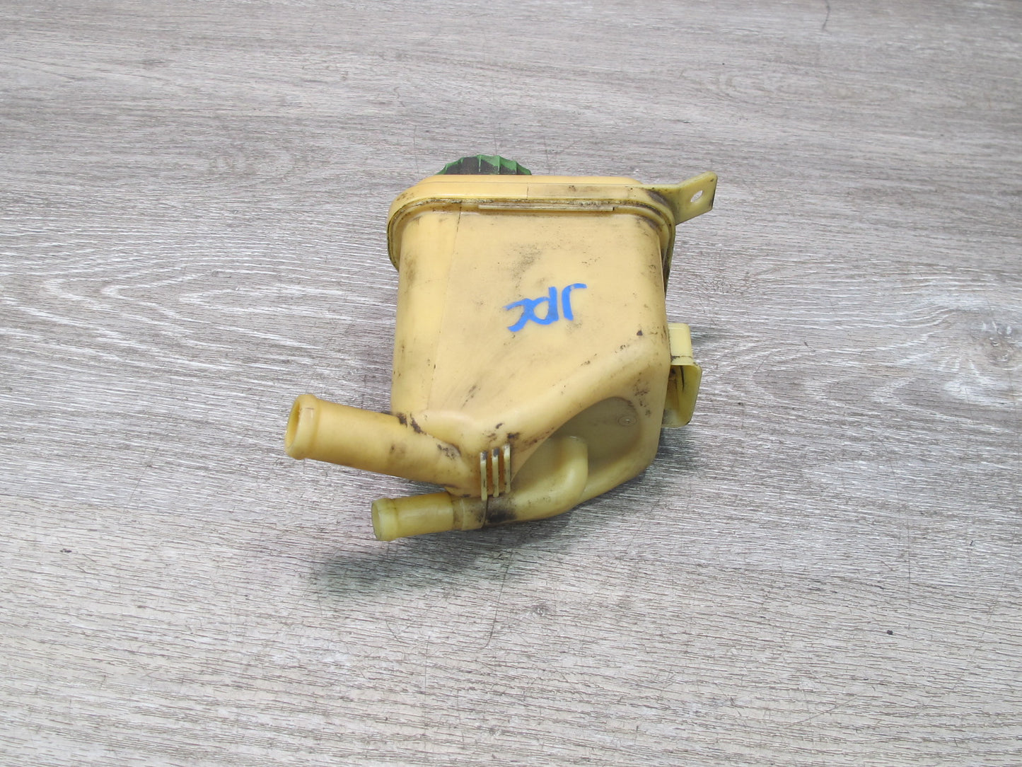 2003-2010 Porsche Cayenne 955 Power Steering Fluid Reservoir Bottle Tank