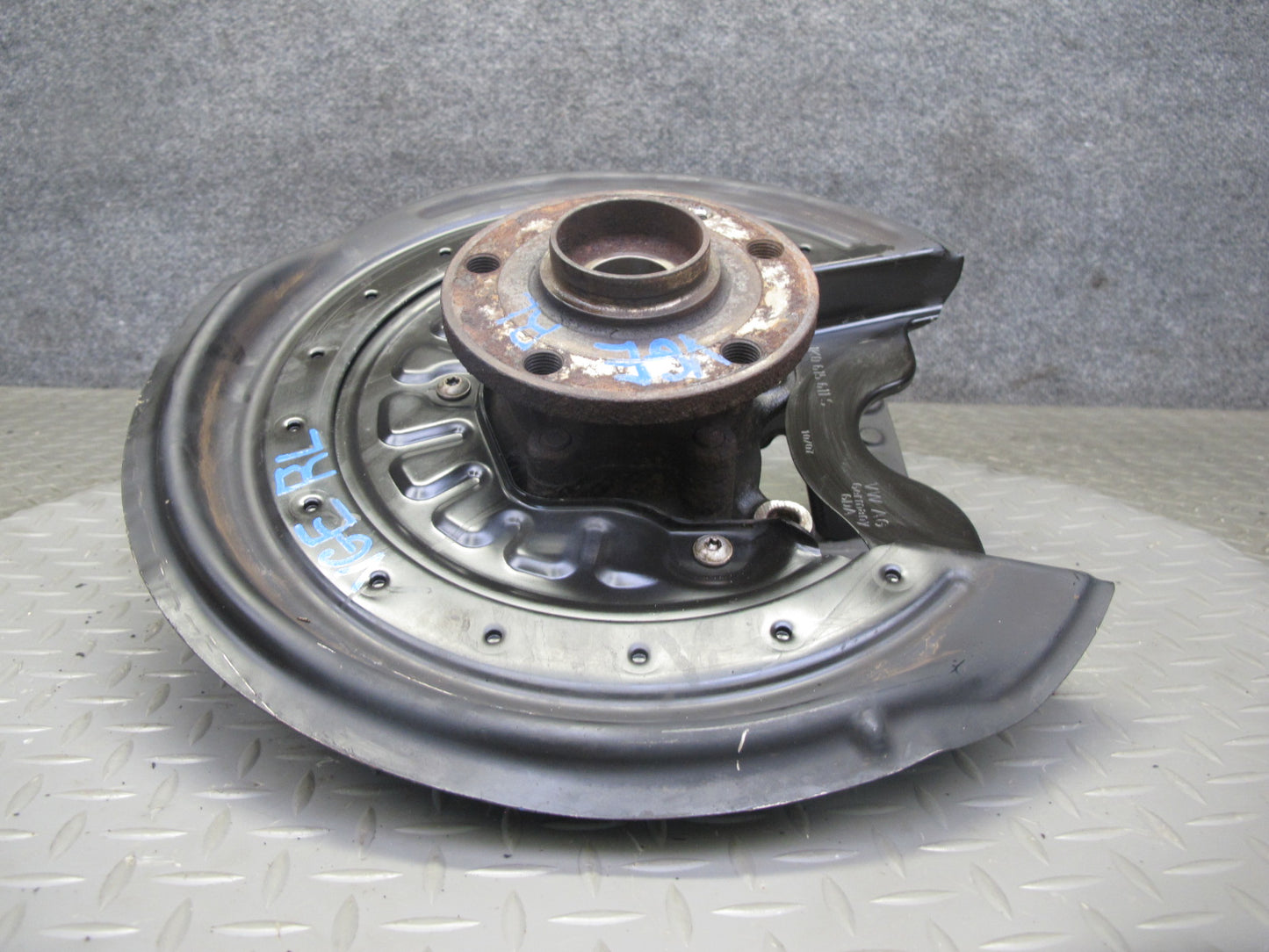 2008 VW Golf R32 VR6 AWD Rear Left Spindle Knuckle Wheel Hub Bearing OEM