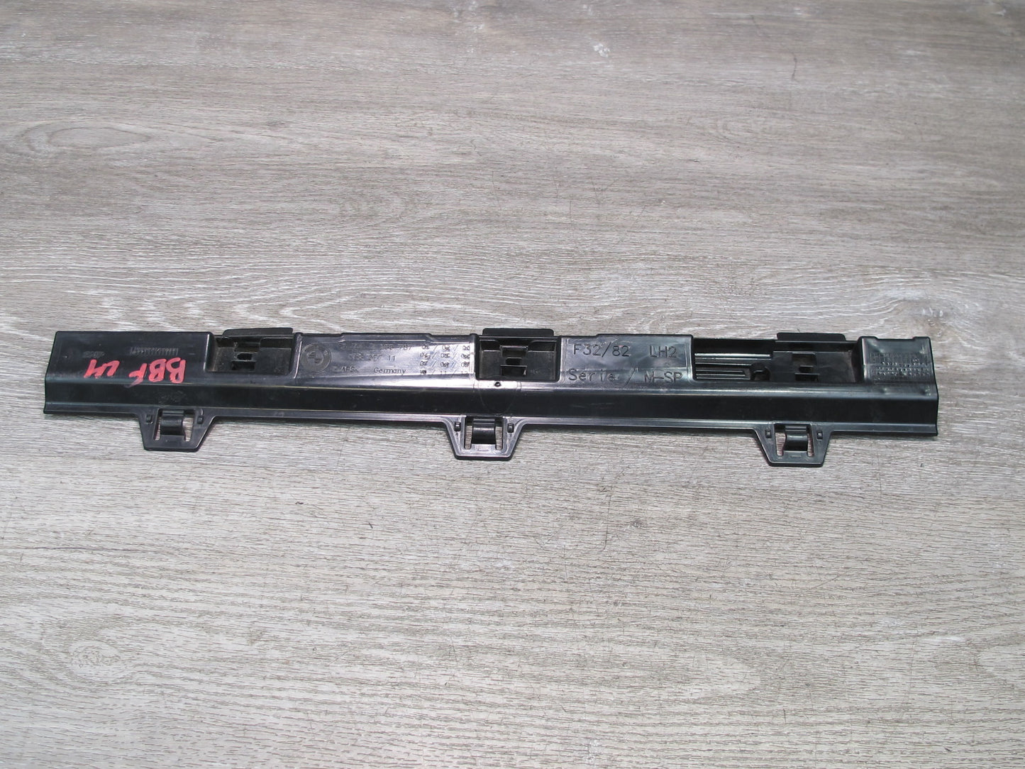 2015-2020 BMW F82 M4 Left Side Skirt Rocker Panel Molding Support Bracket Set