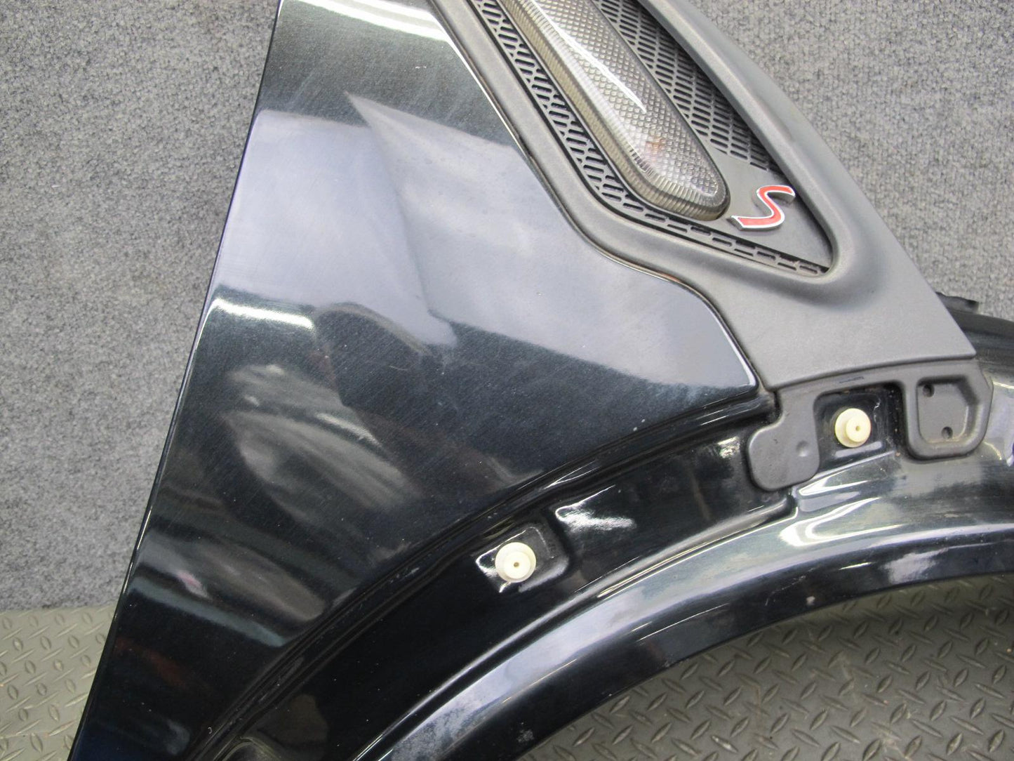 11-15 Mini Cooper R60 R61 Front Right Fender Shell Cover Panel w Turn Signal OEM