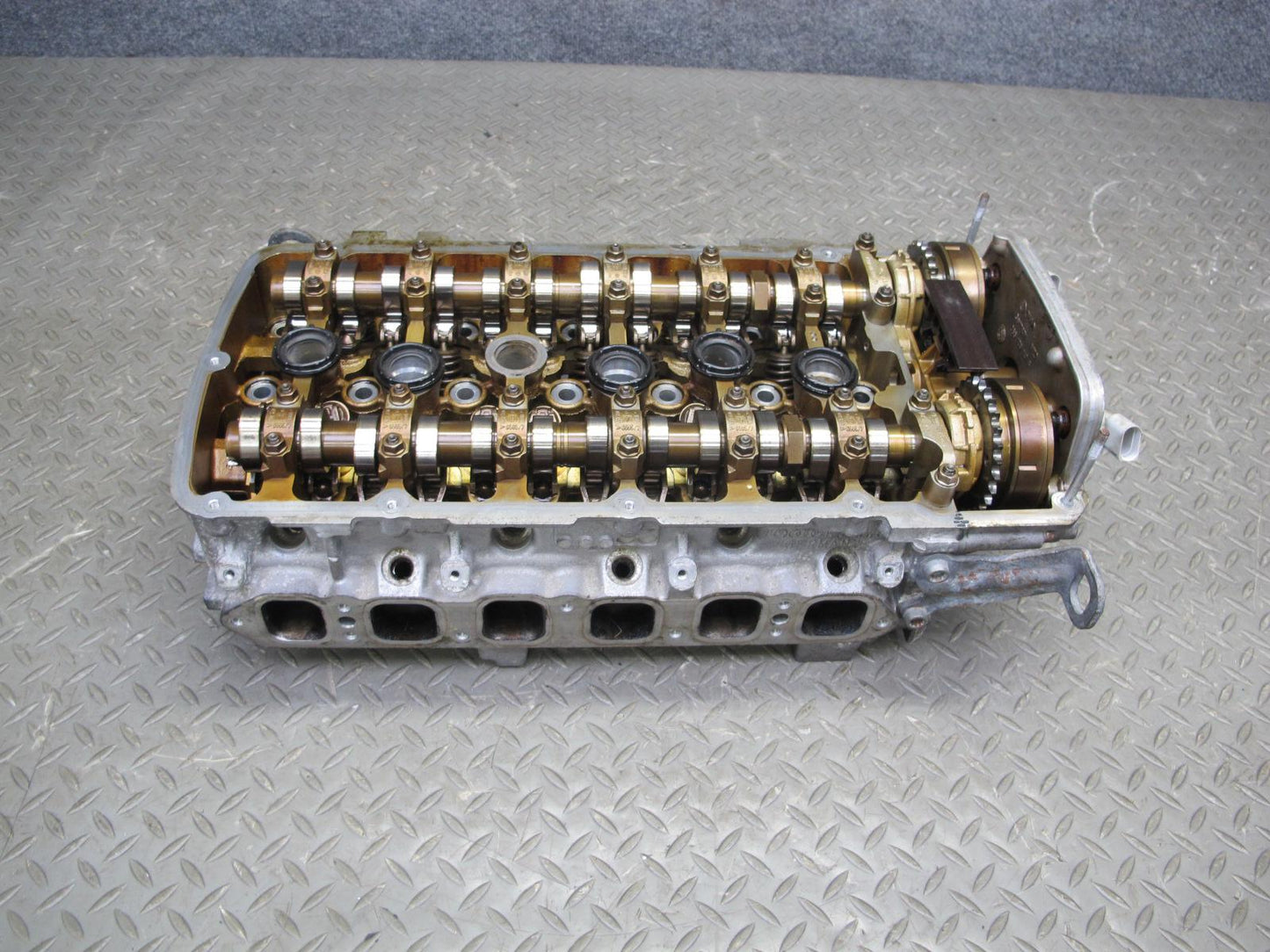 2008 VW Golf R32 VR6 3.2L Cbra Engine Cylinder Head w Camshafts & Timing Cover