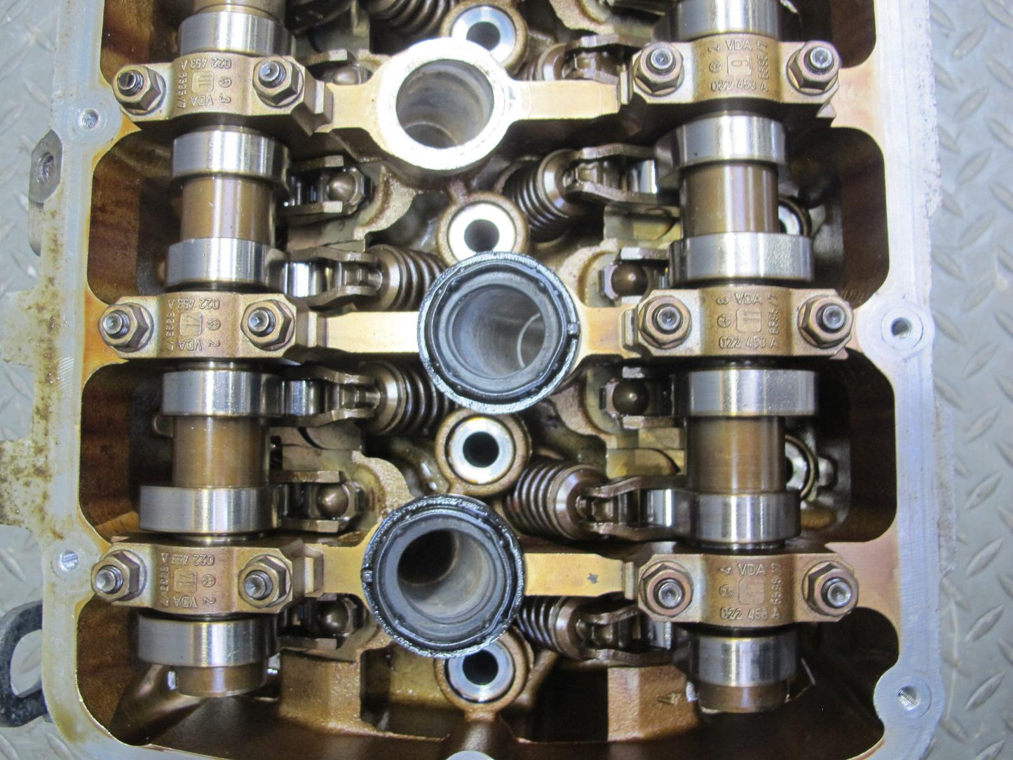 2008 VW Golf R32 VR6 3.2L Cbra Engine Cylinder Head w Camshafts & Timing Cover
