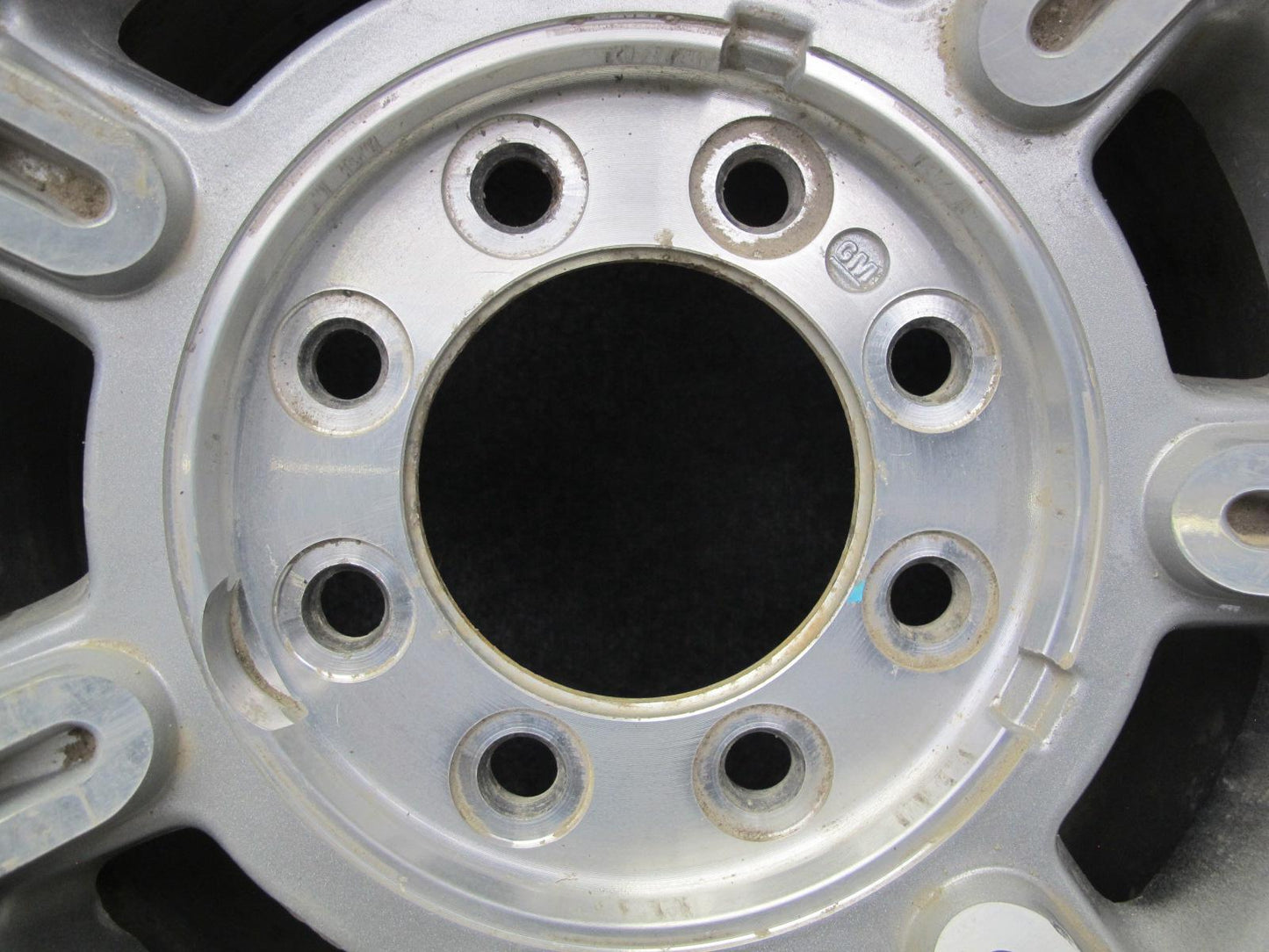 2003-2007 Hummer H2 R17" 7-SPOKE Alloy Wheel Rim 17X8.5J 8X165.1 W/ Tire