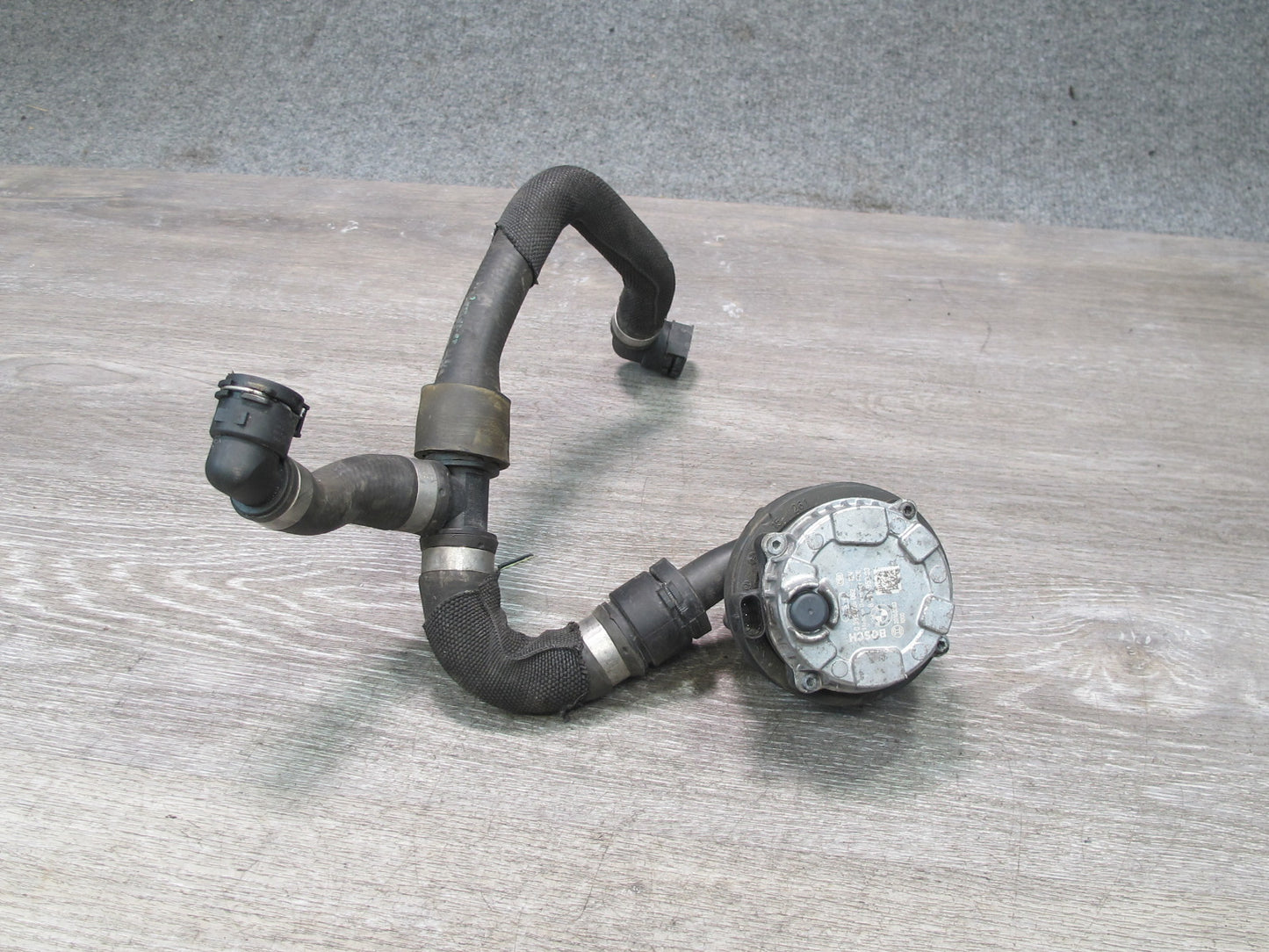2015-2020 BMW F82 M4 Auxiliary AUX Water Pump w Hoses 0392024062