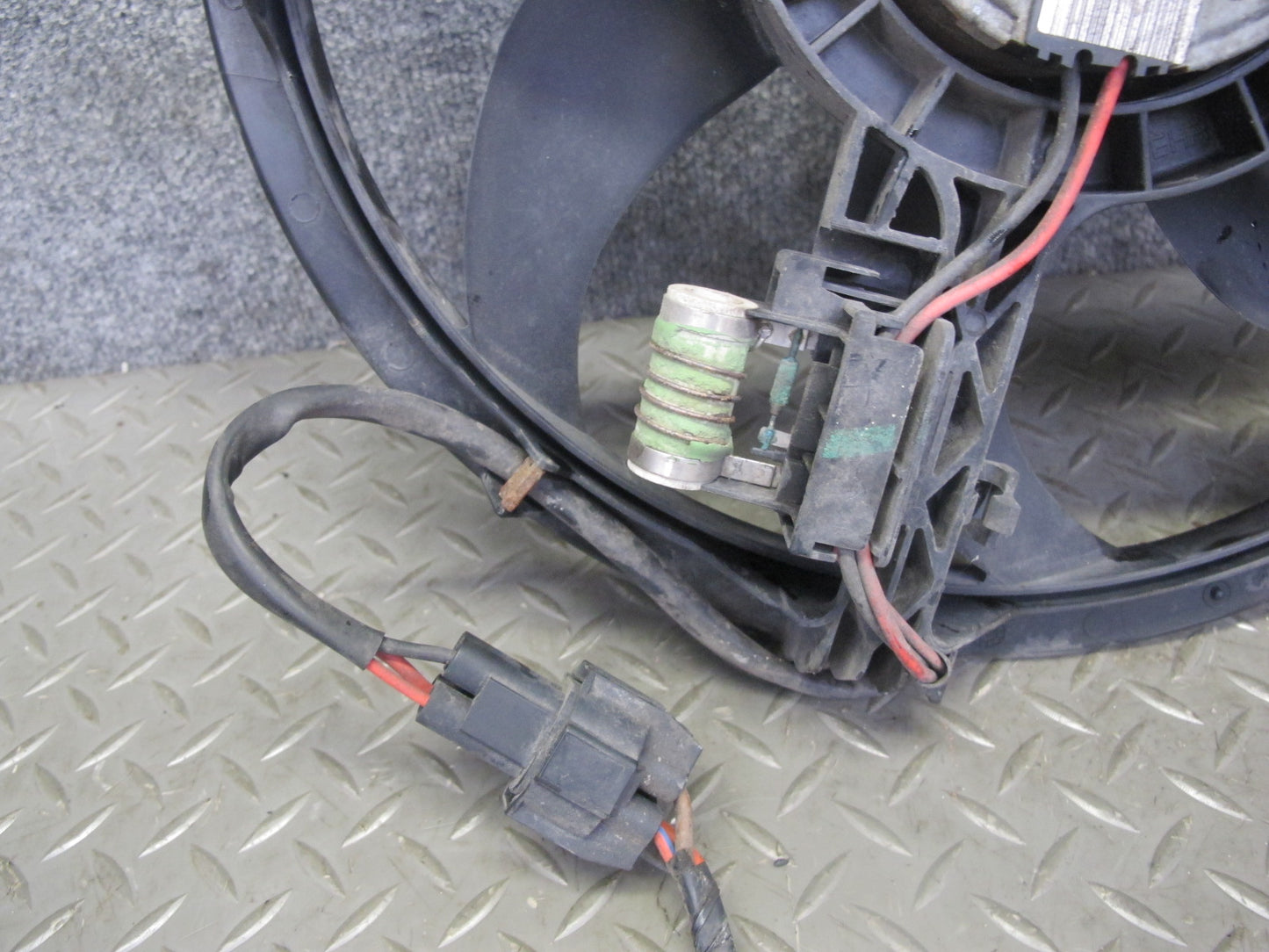 11-16 Mini Cooper S R60 R61 Countryman Engine Cooling Fan Motor 7535100 OEM