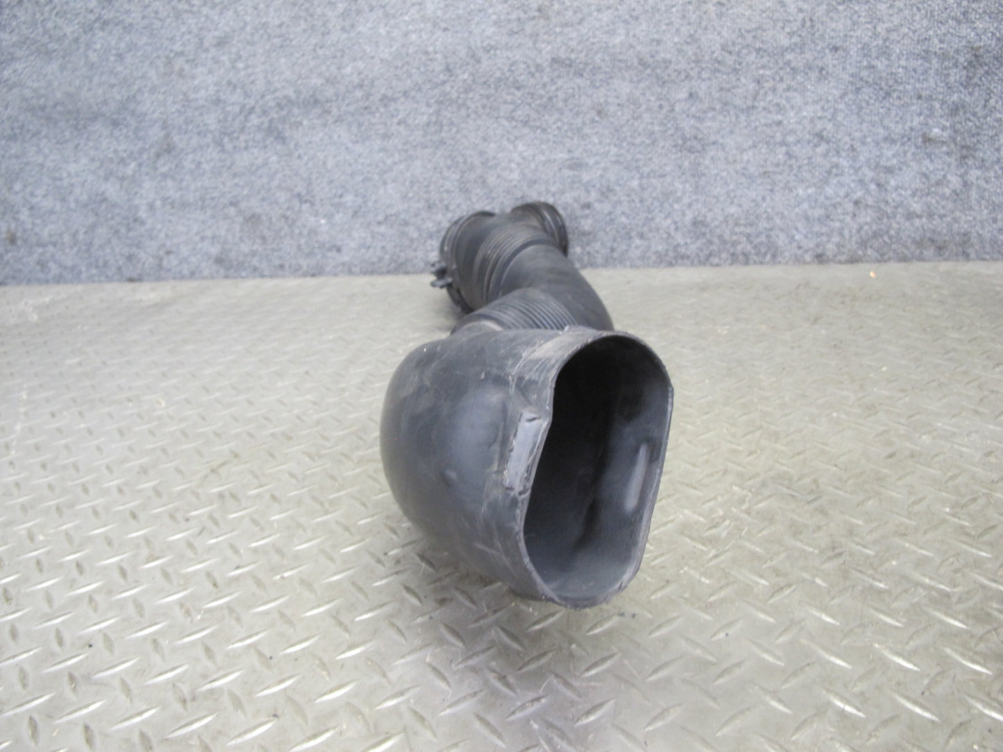 11-15 Mini Cooper S R60 R61 Countryman N18 Air Intake Hose Pipe Line 9804246 OEM