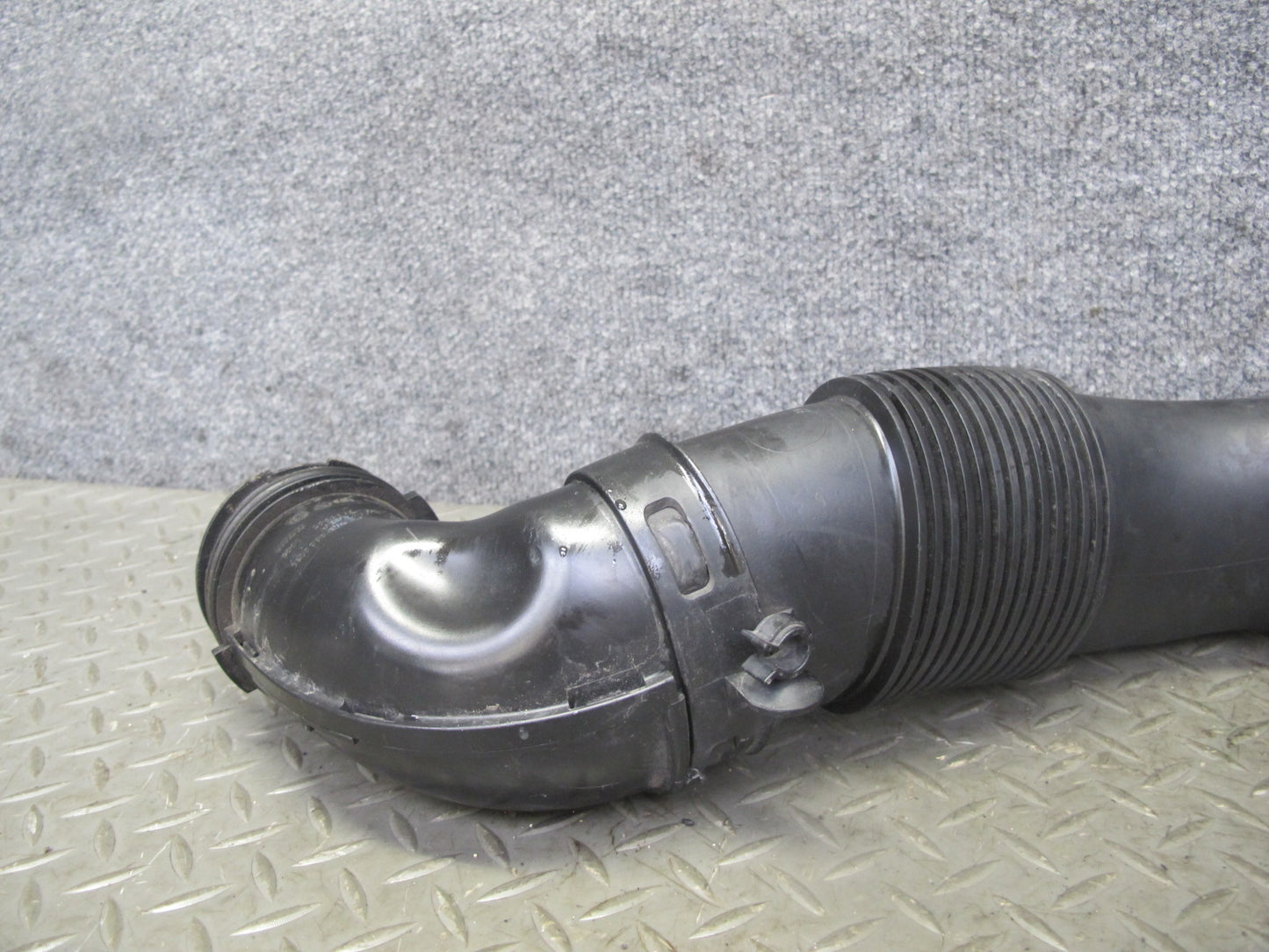 11-15 Mini Cooper S R60 R61 Countryman N18 Air Intake Hose Pipe Line 9804246 OEM