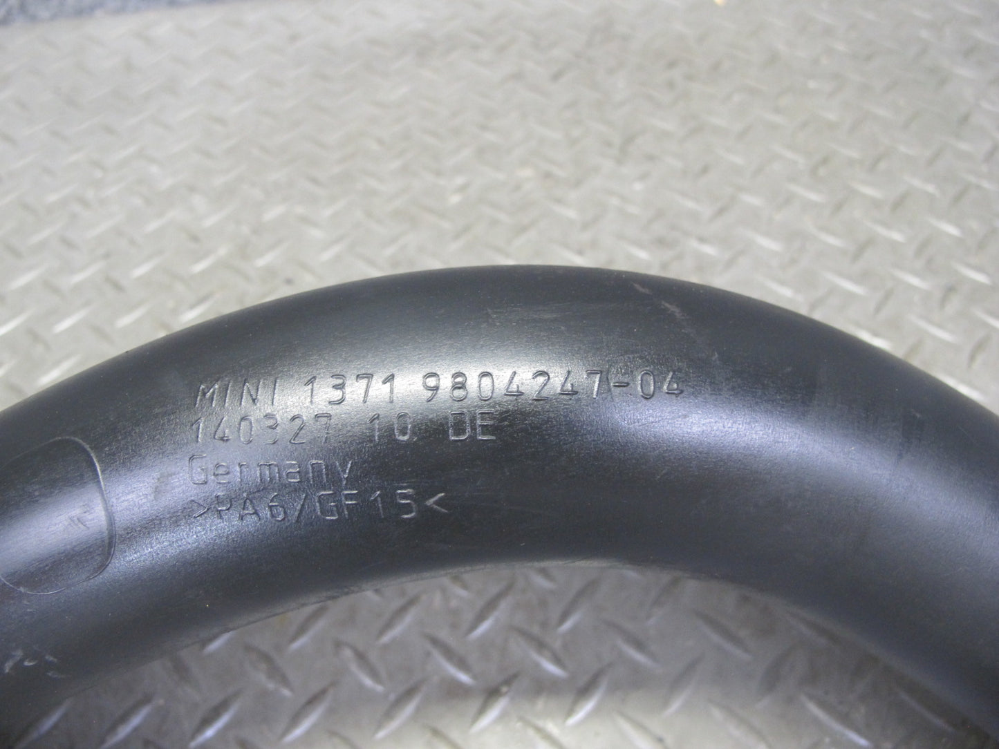 11-16 Mini Cooper S R60 R61 Countryman Charge Air Intake Hose Pipe Line 9804247