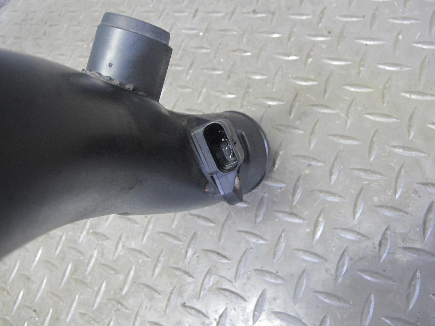 11-16 Mini Cooper S R60 R61 Countryman Charge Air Intake Hose Pipe Line 9804247