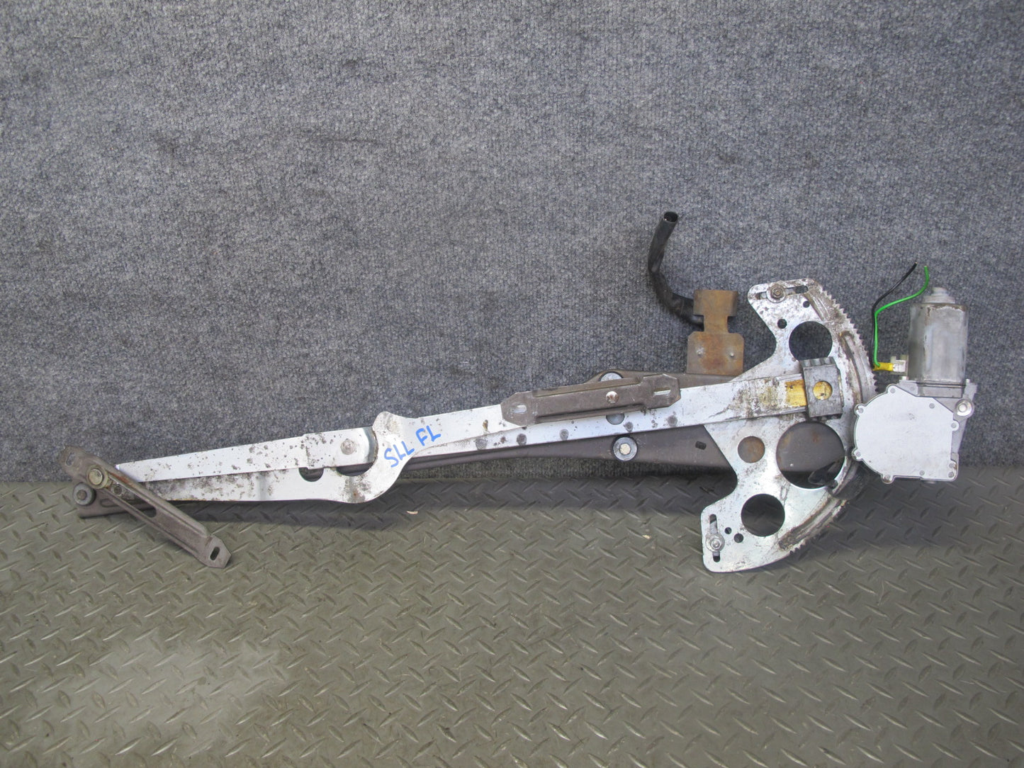 86-89 Mercedes R107 560SL Front Left Driver Door Window Regulator w Motor OEM