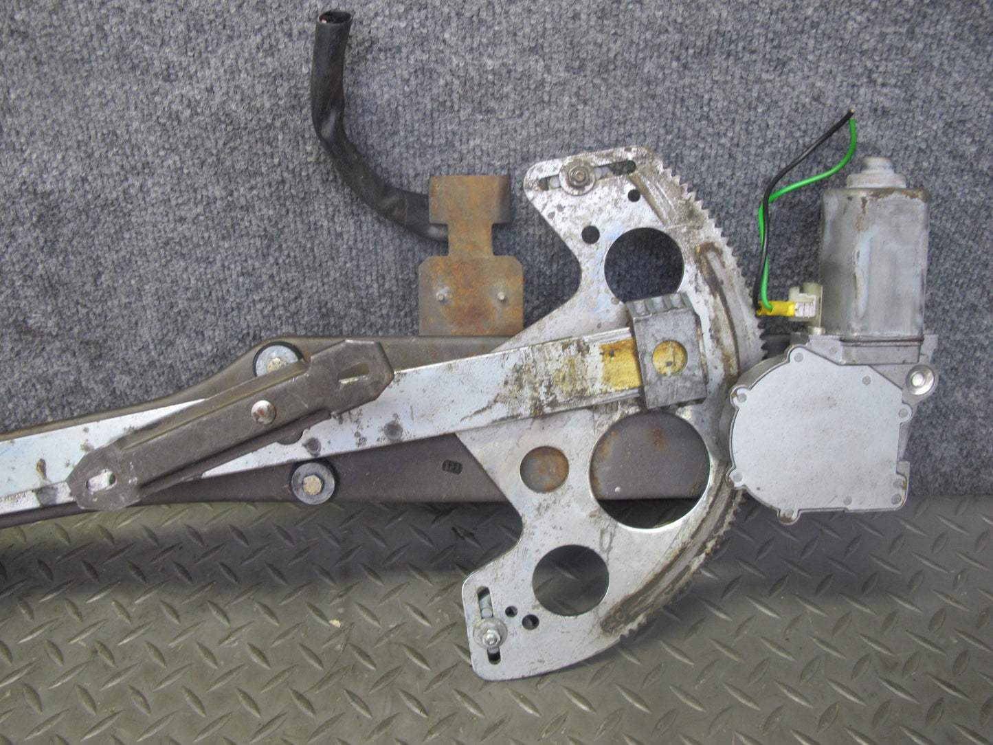 86-89 Mercedes R107 560SL Front Left Driver Door Window Regulator w Motor OEM