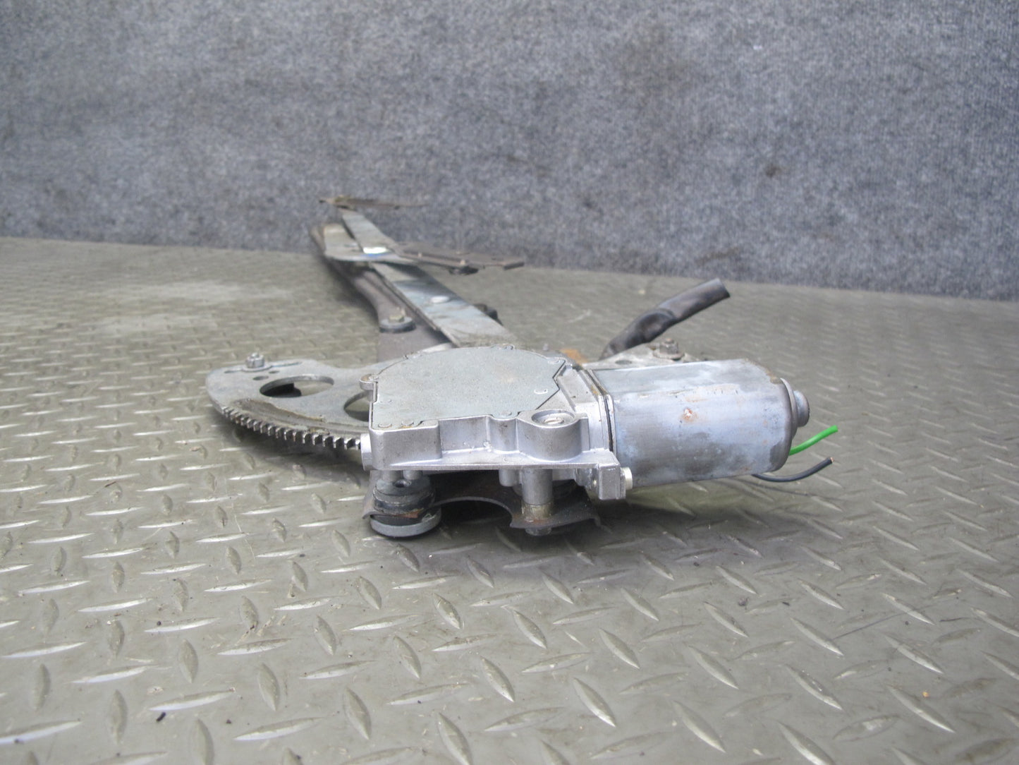 86-89 Mercedes R107 560SL Front Left Driver Door Window Regulator w Motor OEM
