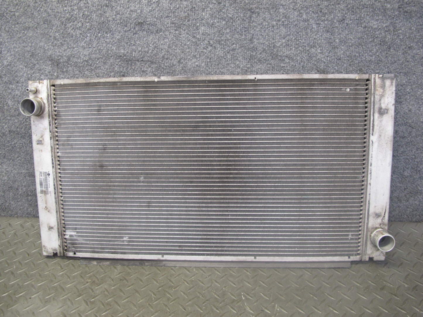 07-13 Mini S R55 R56 R57 R58 R60 R61 N14 N18 A/T Engine Cooling Radiator OEM