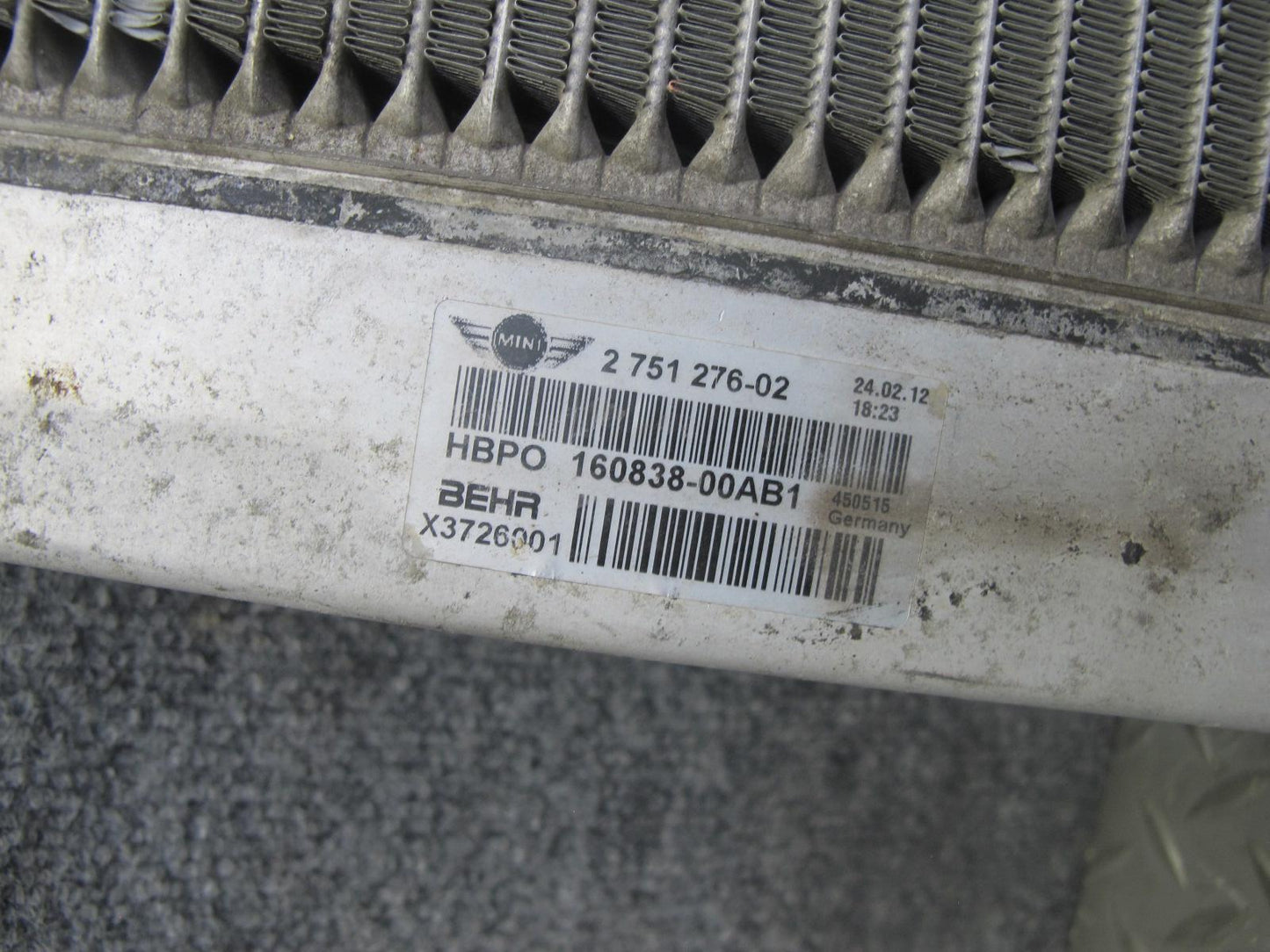 07-13 Mini S R55 R56 R57 R58 R60 R61 N14 N18 A/T Engine Cooling Radiator OEM