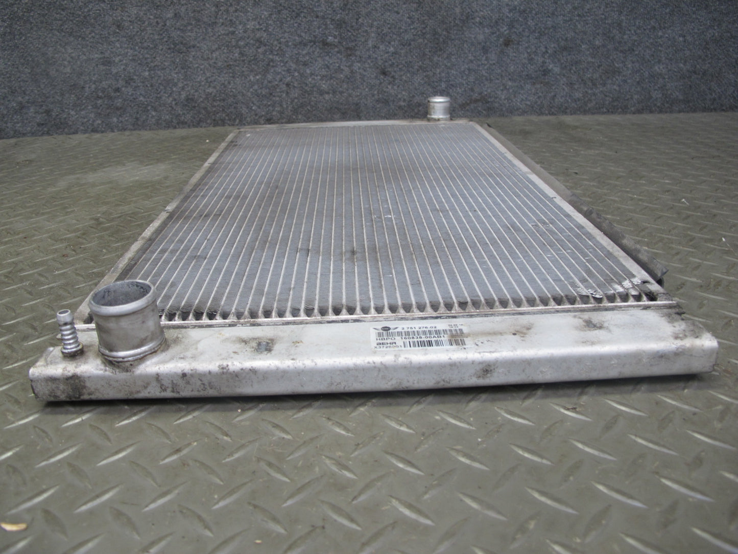 07-13 Mini S R55 R56 R57 R58 R60 R61 N14 N18 A/T Engine Cooling Radiator OEM