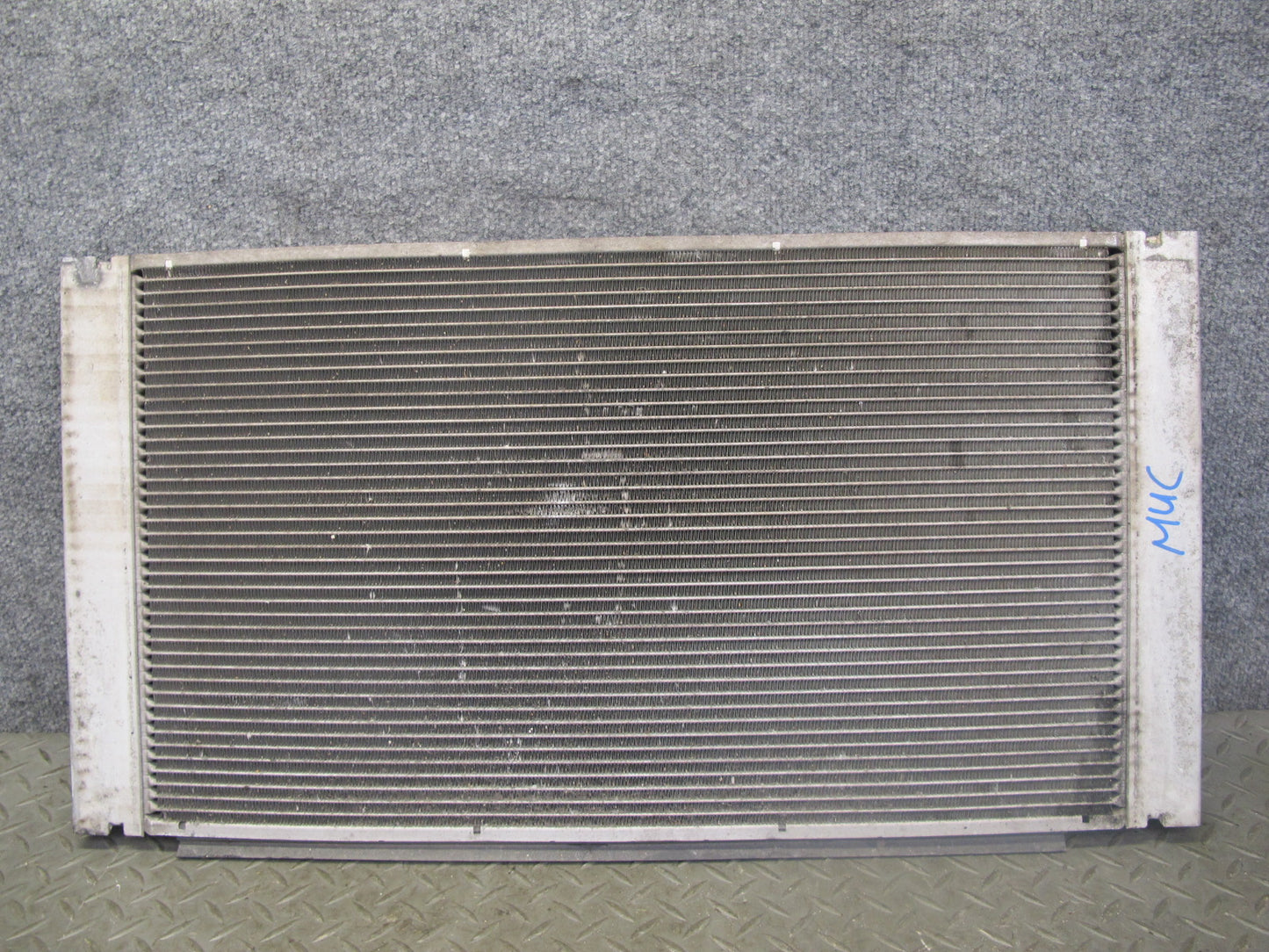 07-13 Mini S R55 R56 R57 R58 R60 R61 N14 N18 A/T Engine Cooling Radiator OEM