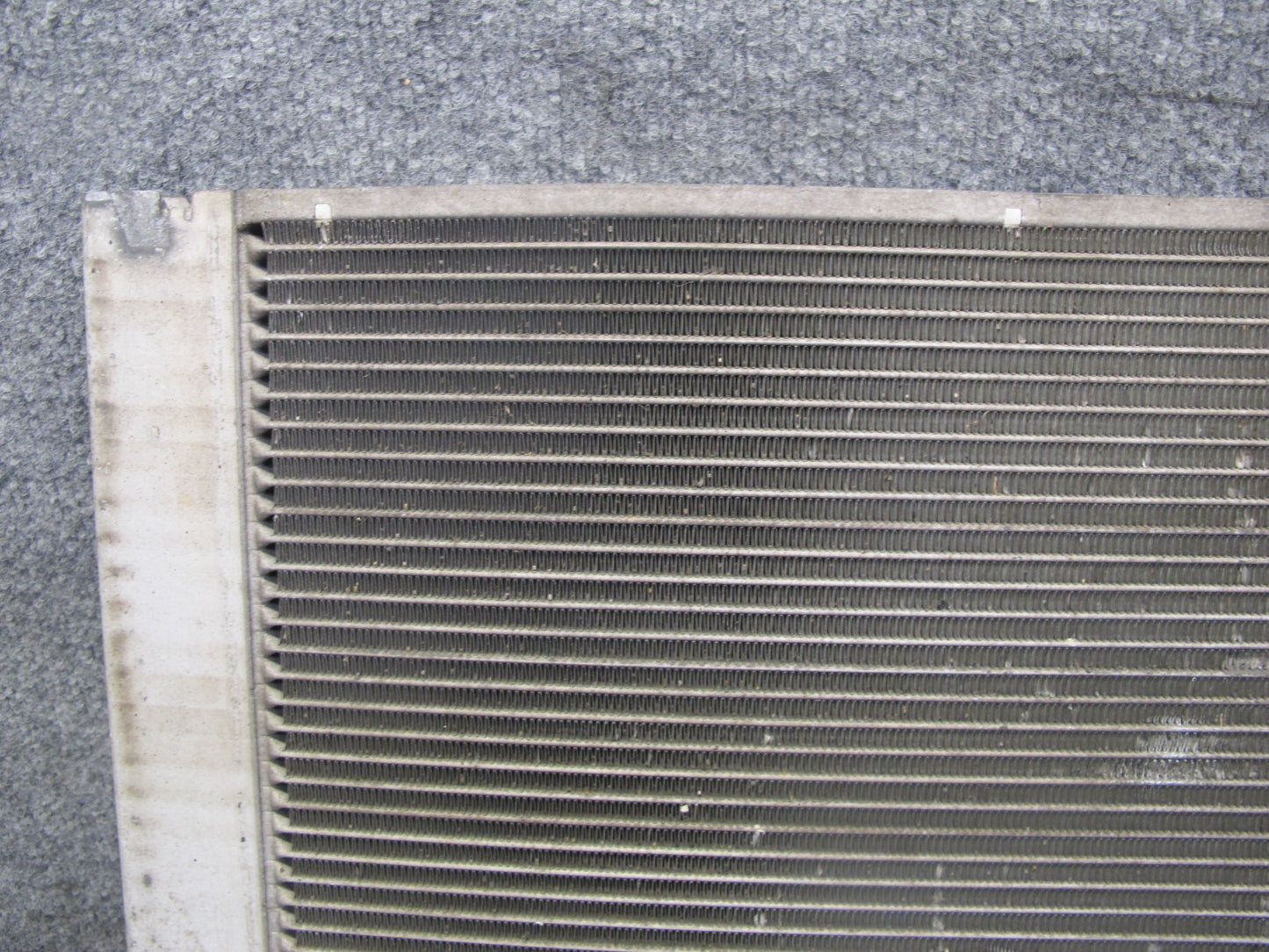 07-13 Mini S R55 R56 R57 R58 R60 R61 N14 N18 A/T Engine Cooling Radiator OEM