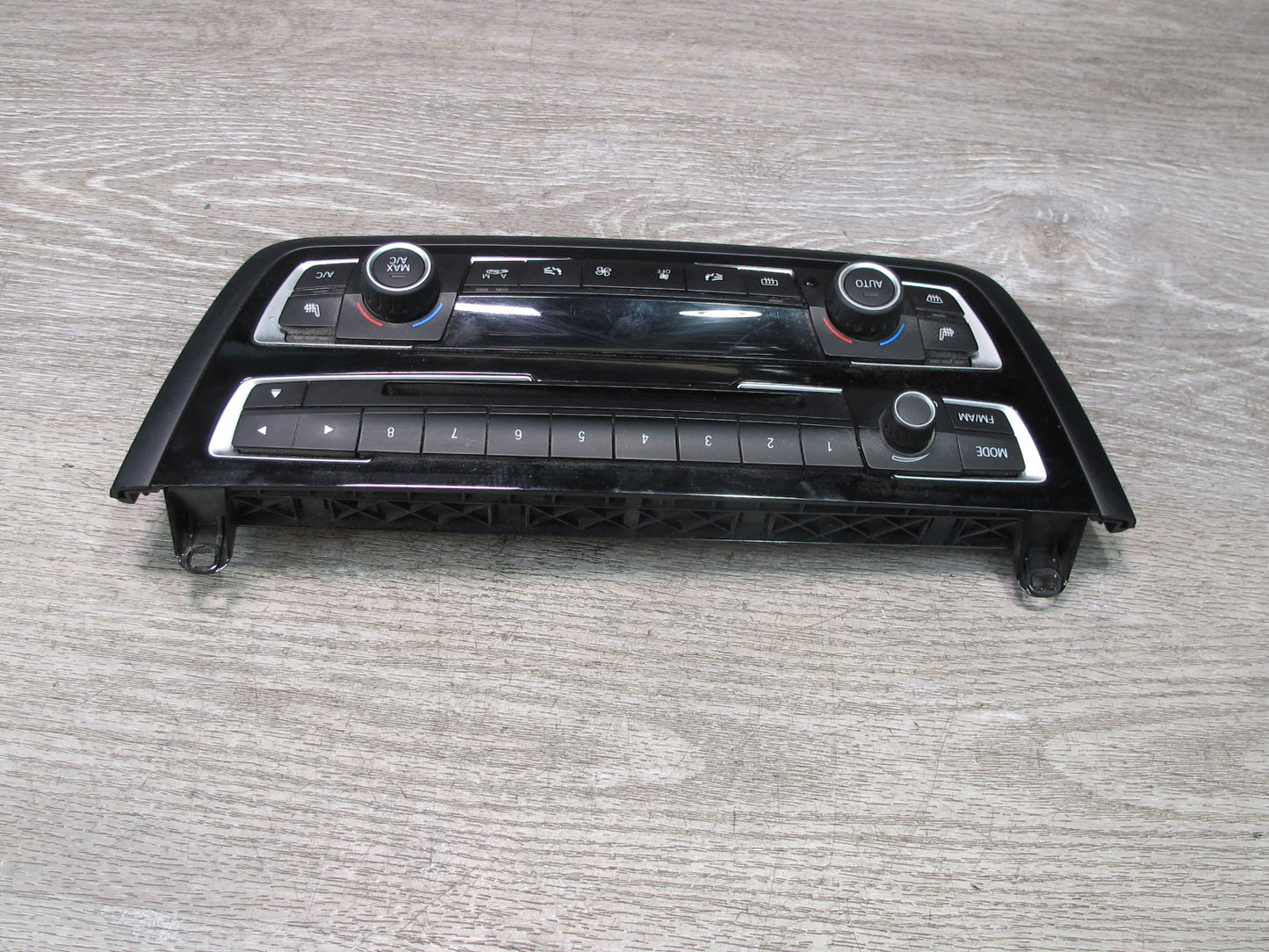 2015-2020 BMW F82 F83 Radio CD Audio A/C Heater Climate Control Switch Panel