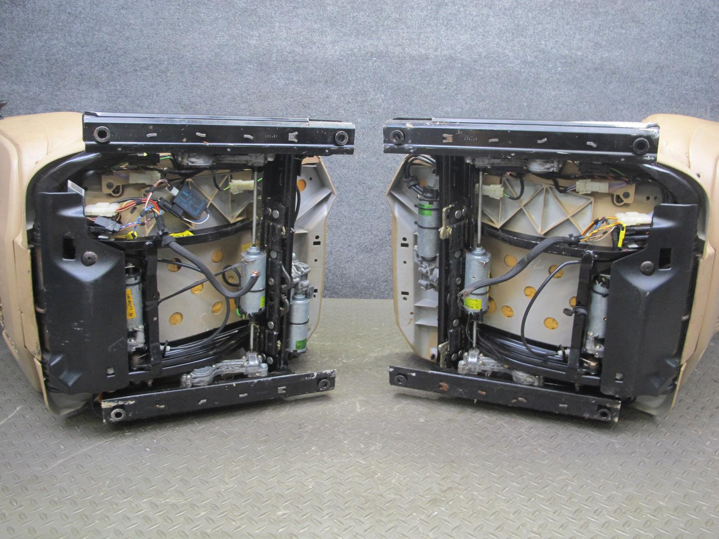 94-99 BMW E36 3-SERIES Convertible Front & Rear Leather Seat Set Sand-beige OEM