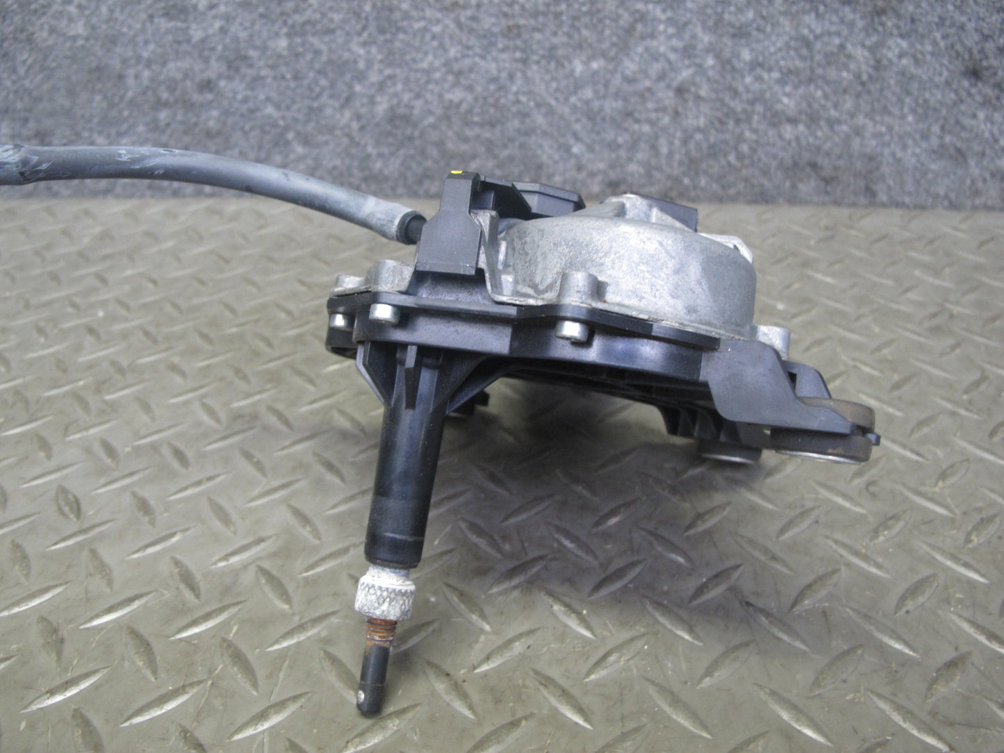 11-16 Mini Cooper R60 R61 Rear Trunk Hatch Wiper Motor 6932013 OEM