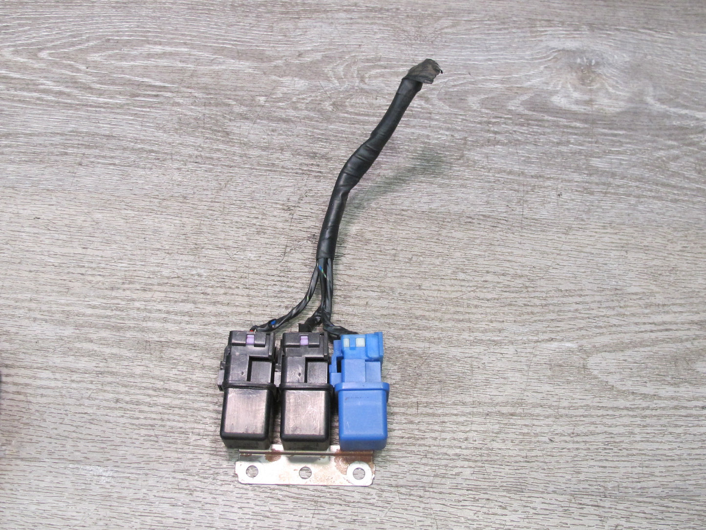 90-96 Nissan Z32 300ZX Set of 3 Relay Module w Bracket Mount OEM
