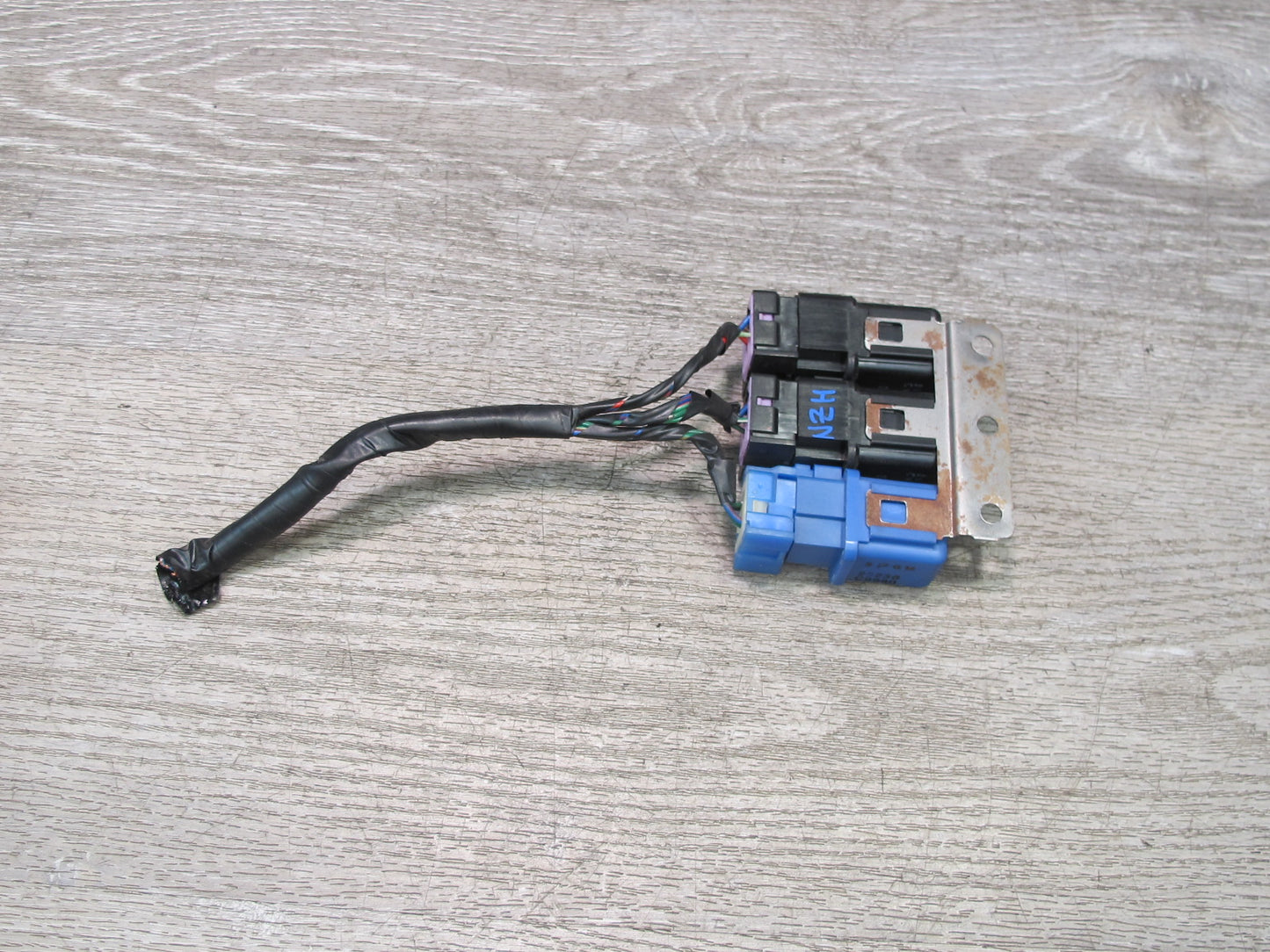90-96 Nissan Z32 300ZX Set of 3 Relay Module w Bracket Mount OEM