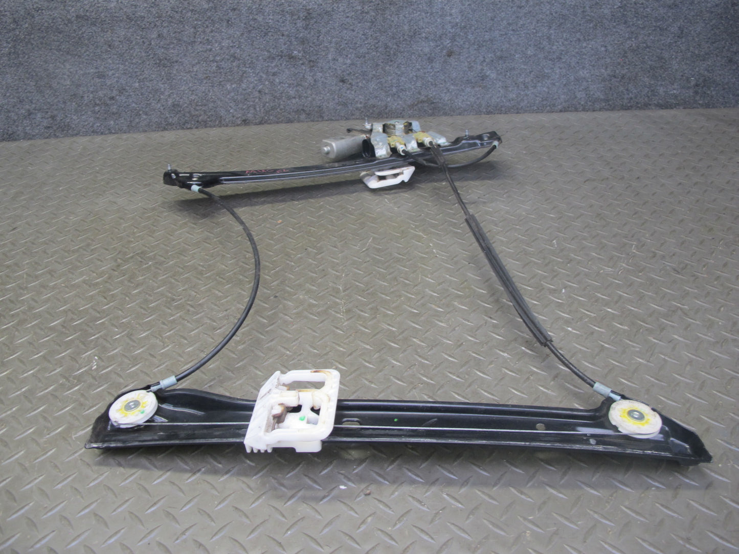 11-15 Mini Cooper R60 Countryman Front Left Door Window Regulator w Motor OEM