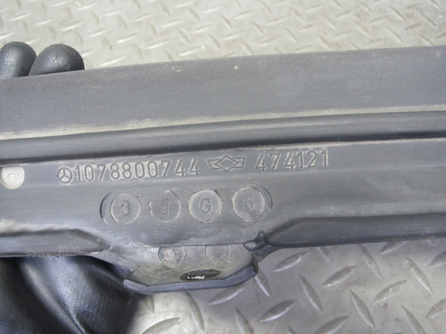 73-89 Mercedes R107 Front Bumper Filler Cover 1078800744 OEM