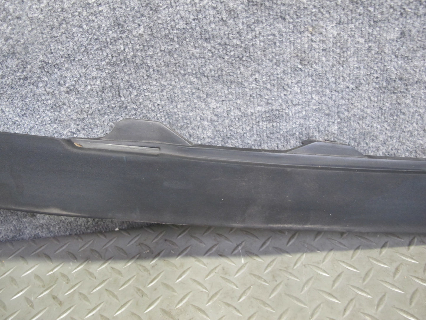 73-89 Mercedes R107 Front Bumper Filler Cover 1078800744 OEM
