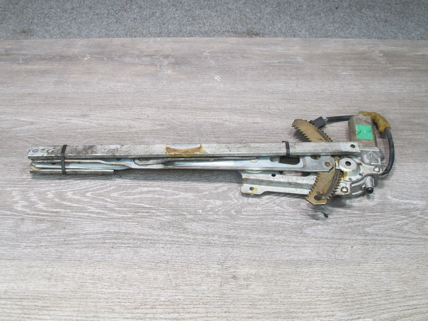 93-96 Nissan 300ZX Z32 Convertible Right Pass Door Window Regulator w Motor OEM