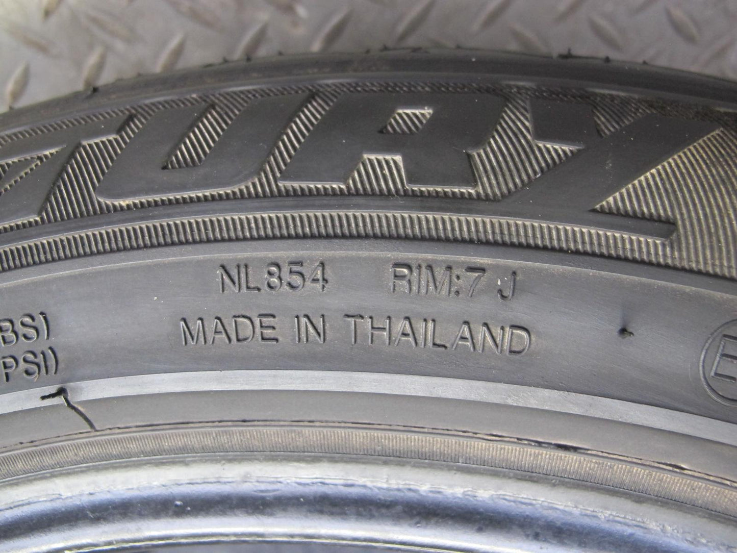 Set of 2 Sentury UHP ALL Season Tire 225/50 R17 98W 2322 7/32 Tread